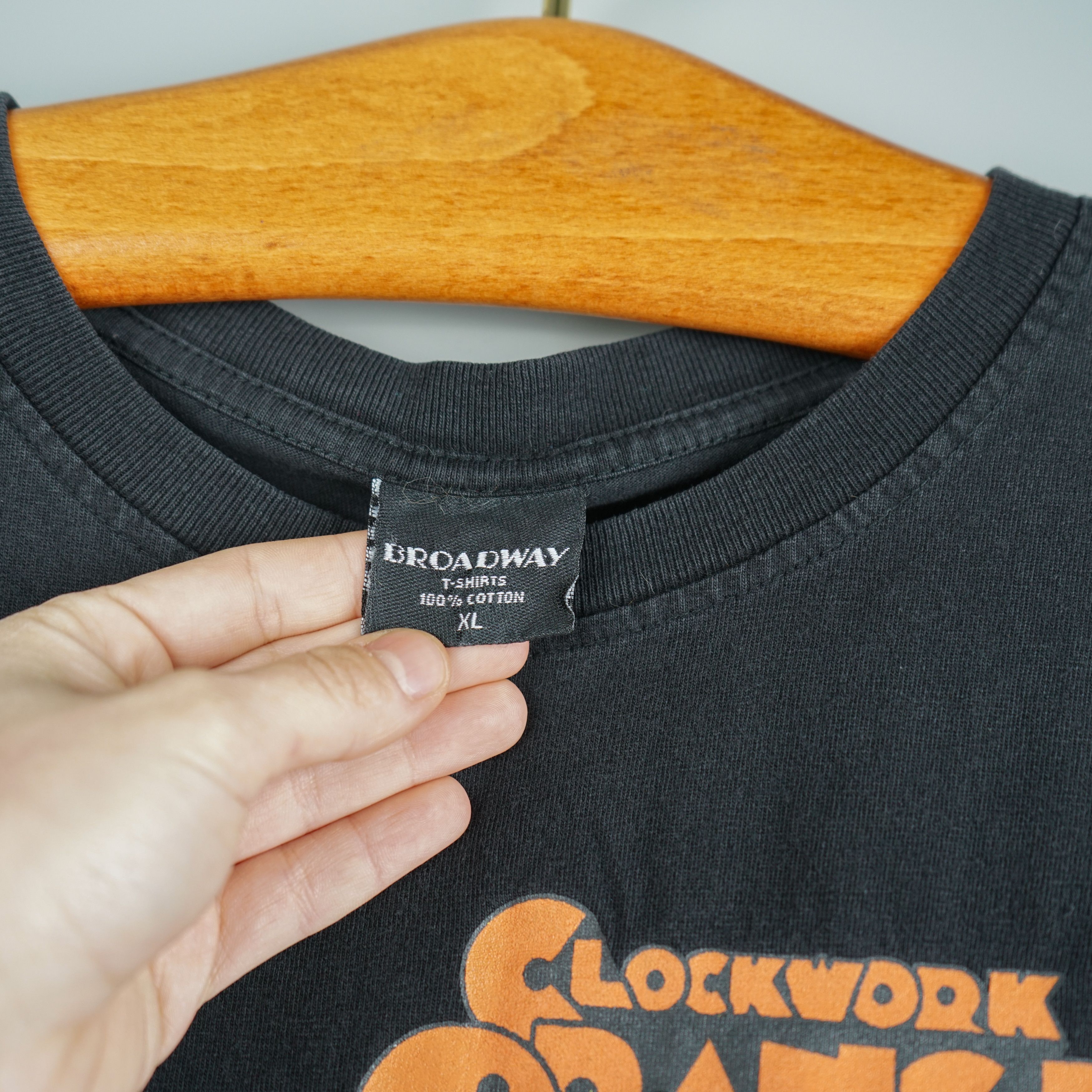 Vintage 1990s Clockwork Orange t-shirt Broadway Size US XL / EU 56 / 4 - 7 Thumbnail