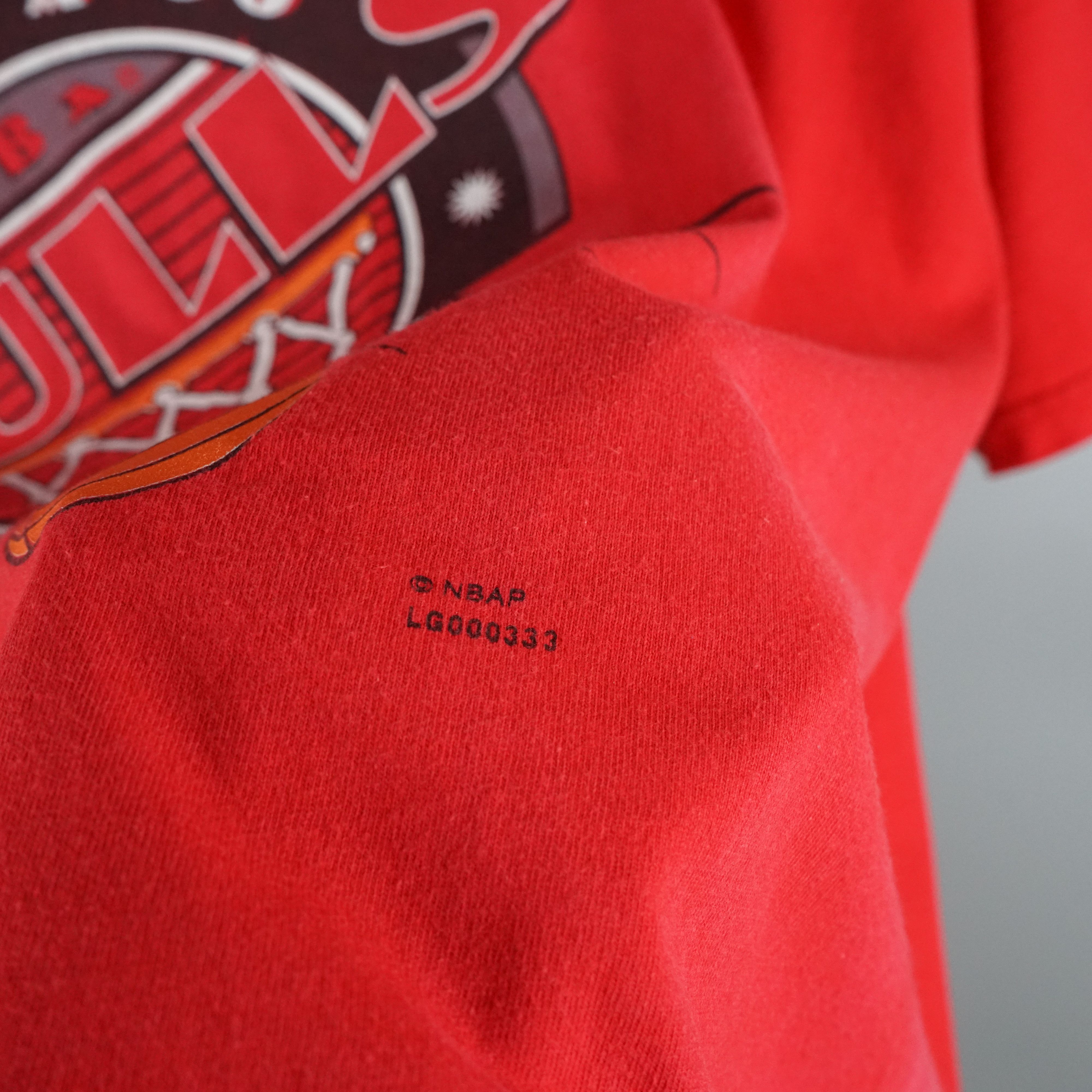 NBA × Vintage 1990s Chicago Bulls t-shirt Size US XL / EU 56 / 4 - 6 Thumbnail