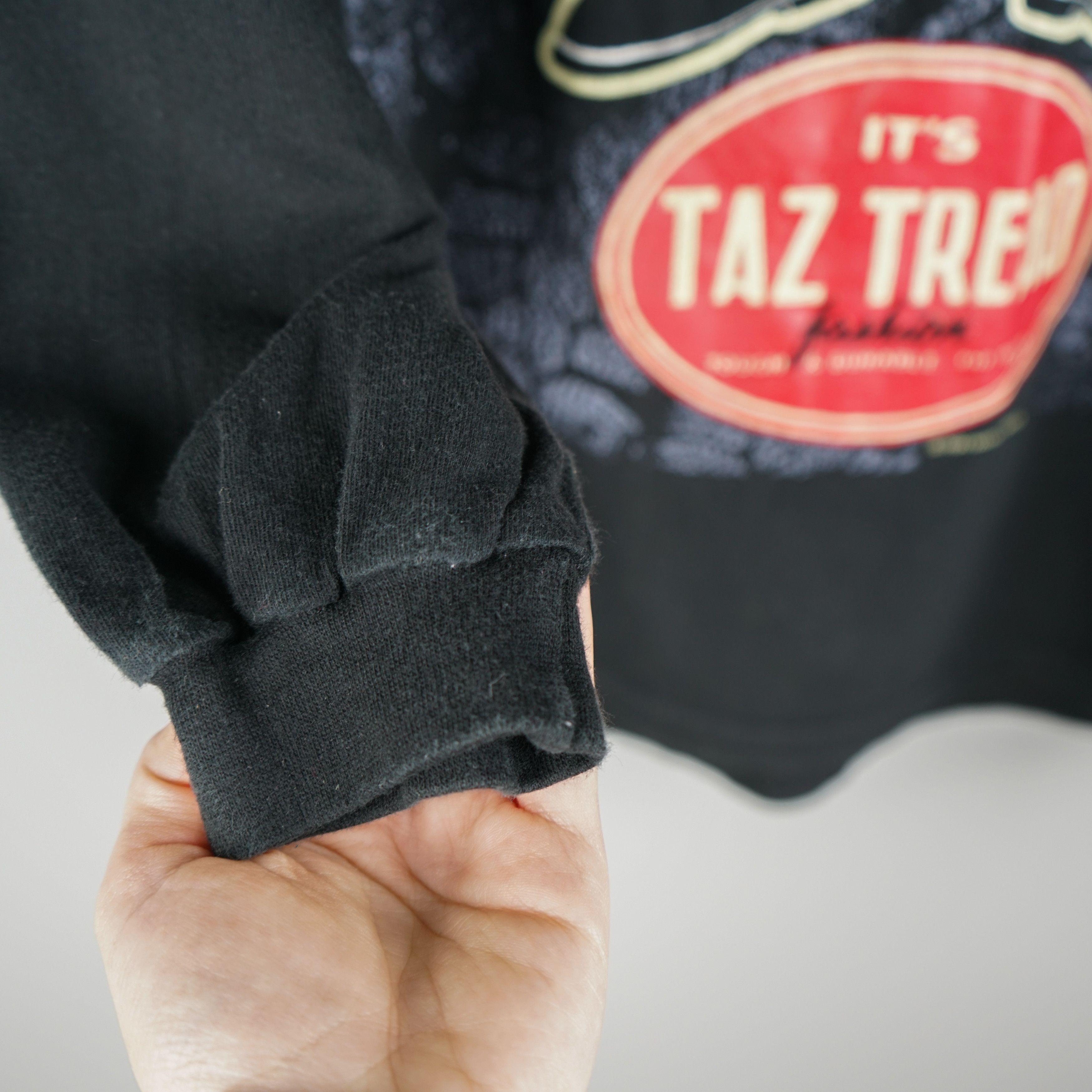 Cartoon Network × Vintage × Warner Bros 1994 TAZ Tasmanian Devil Turtle neck sweatshirt Size US L / EU 52-54 / 3 - 4 Thumbnail