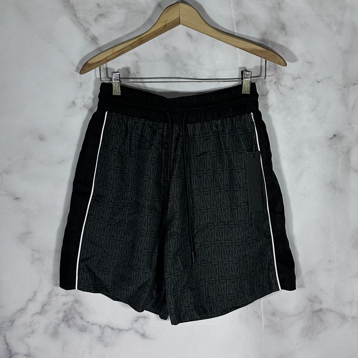 A Ma Maniere Black Monogram Shorts Size US 30 / EU 46 - 2 Thumbnail