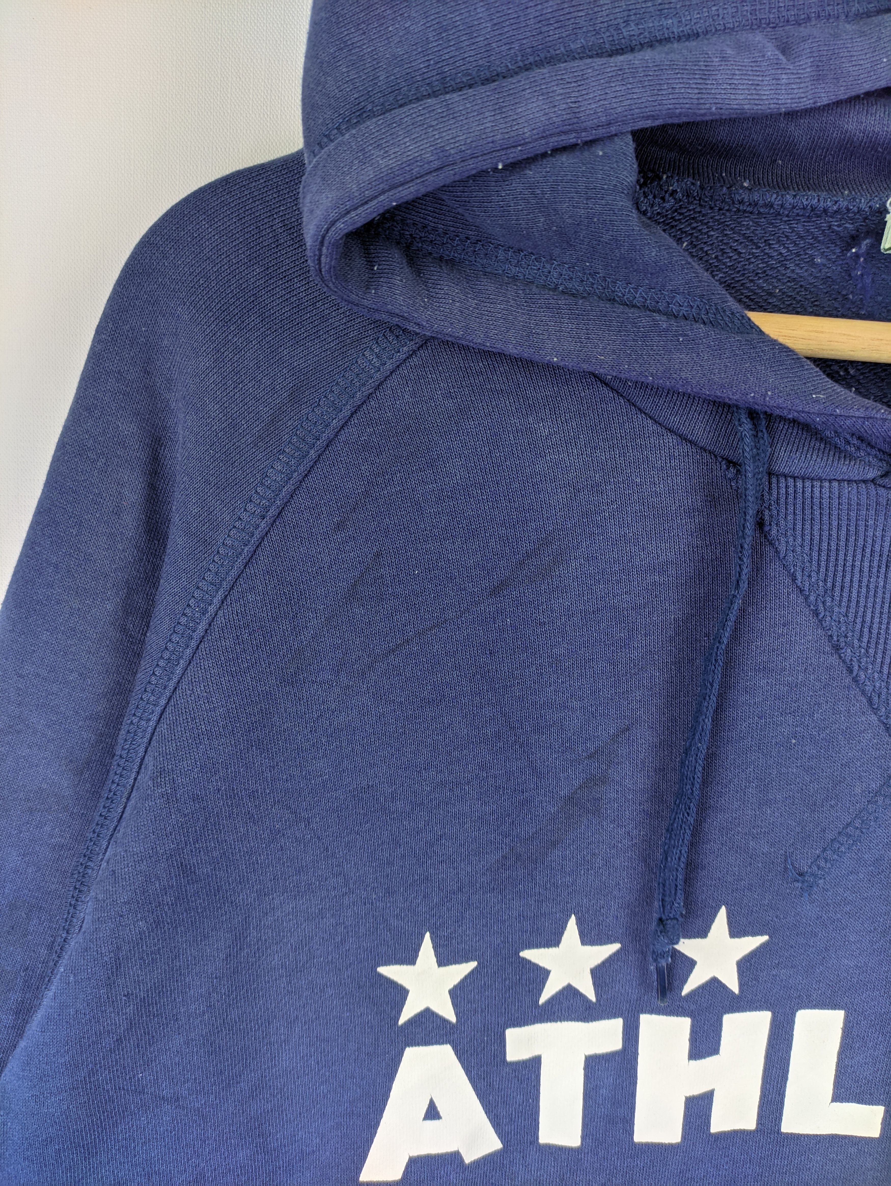 Japanese Brand Steals🔥Vintage Hoodie by Athleta Big Logo Size US XL / EU 56 / 4 - 8 Thumbnail