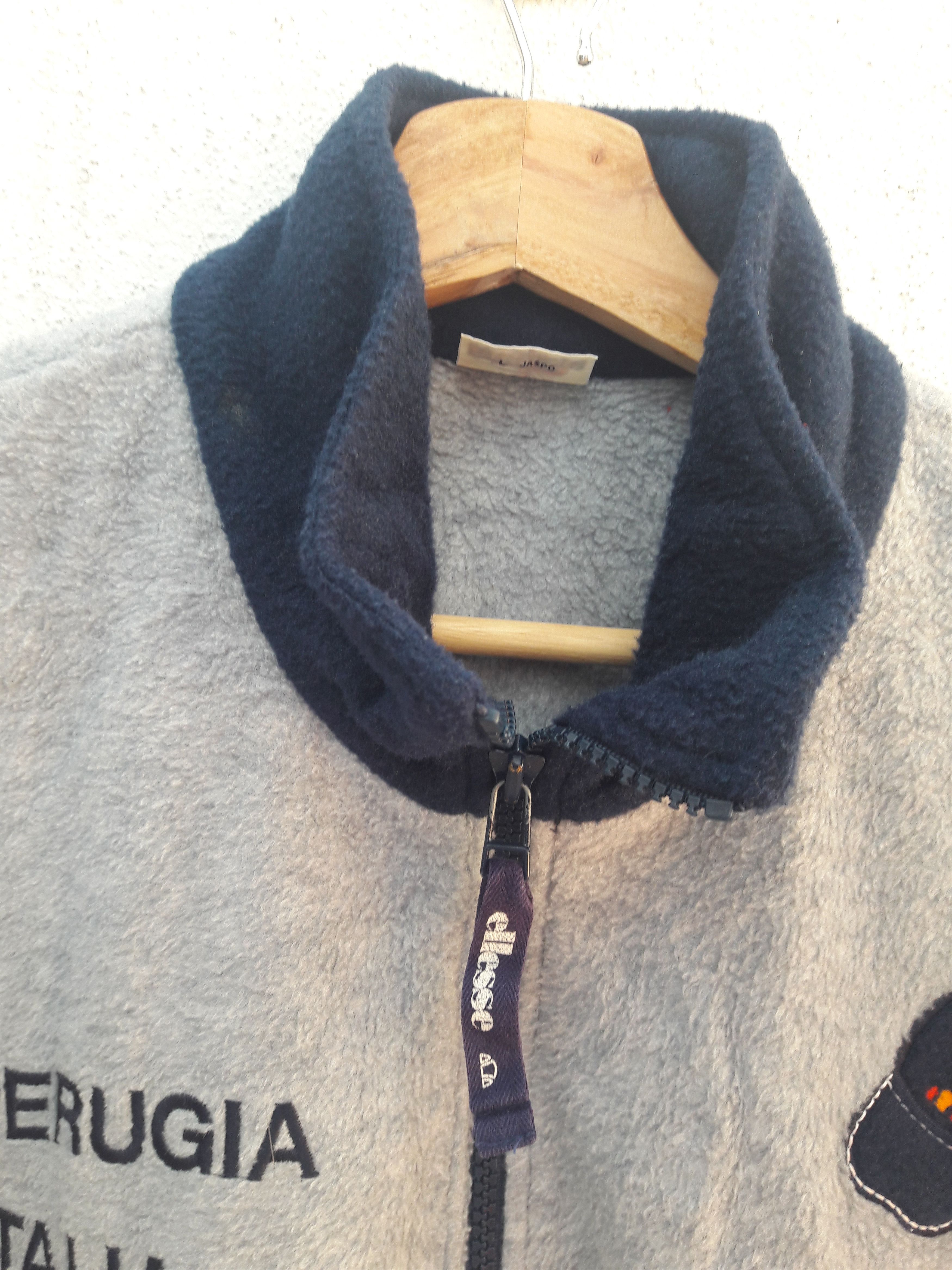 Ellesse × Vintage Vtg Ellesse Perugia Italia Dal 1959 Fleece Sweatshirt Size US L / EU 52-54 / 3 - 7 Thumbnail