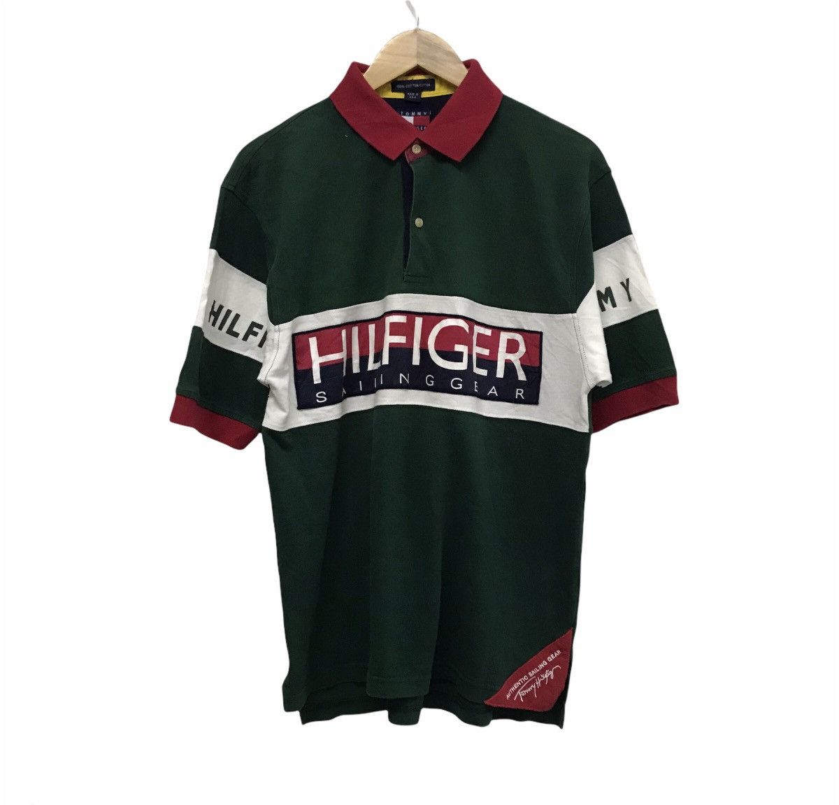 Tommy Hilfiger Vintage Tommy Hilfiger sailing gear big logo polo shirt Size US M / EU 48-50 / 2 - 1 Thumbnail