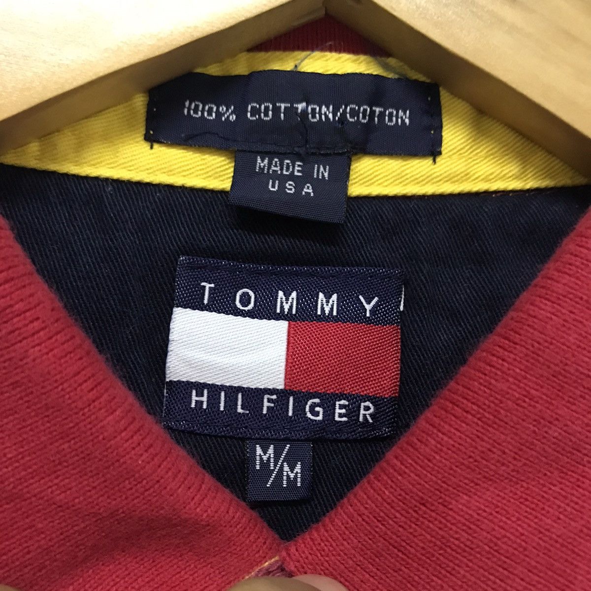 Tommy Hilfiger Vintage Tommy Hilfiger sailing gear big logo polo shirt Size US M / EU 48-50 / 2 - 10 Thumbnail