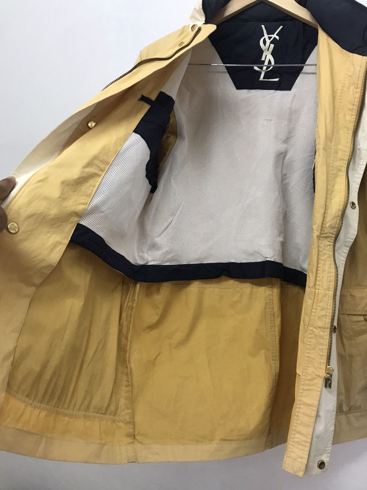 Vintage Vintage Yves Saint Laurent Light Jackets Size US M / EU 48-50 / 2 - 17 Thumbnail