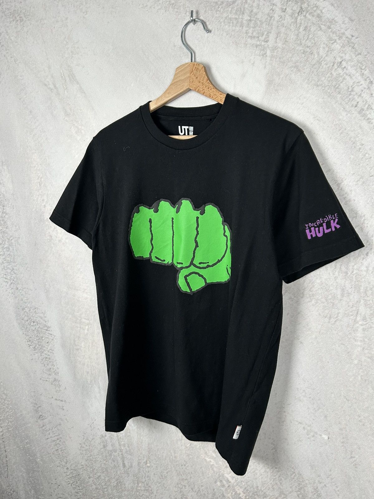 Marvel Comics Uniqlo x Marvel Comics Hulk Incredible Graphic Tee Hype Size US M / EU 48-50 / 2 - 2 Thumbnail