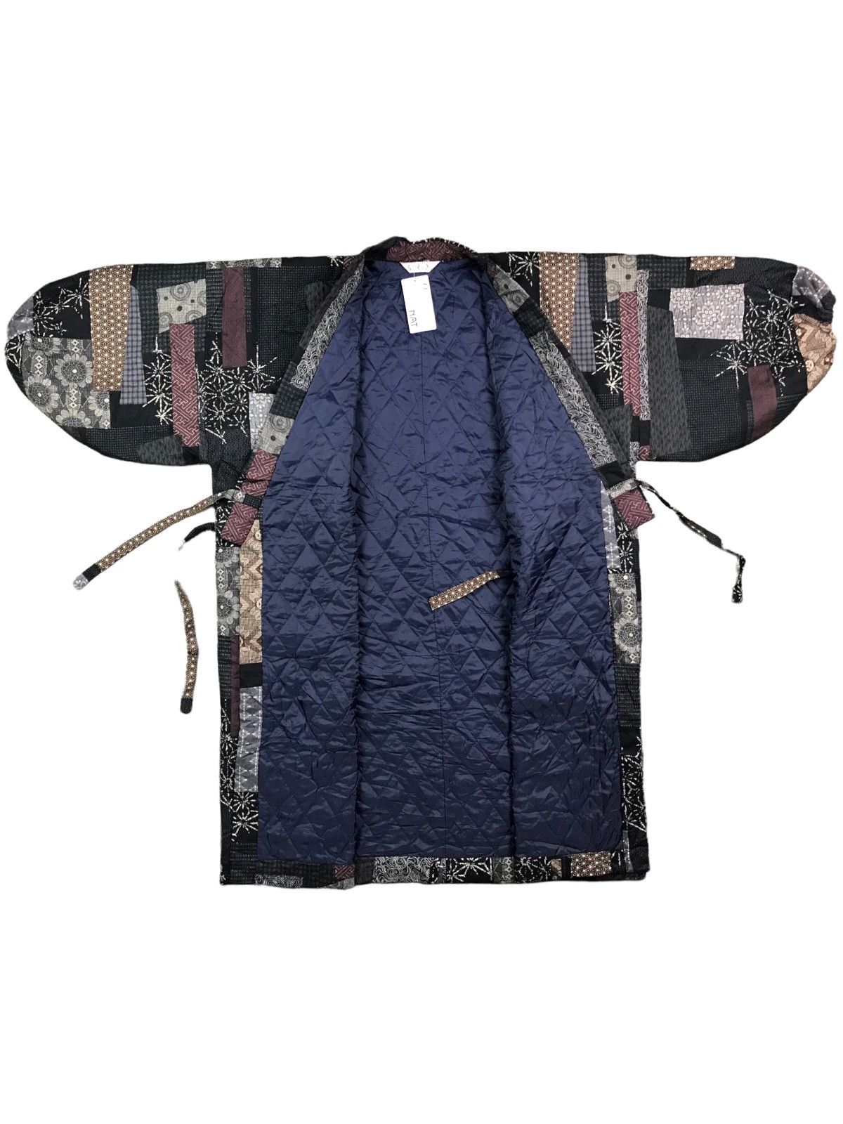Designer × Japanese Brand KIMONO PATCHWORKS JAPAN TRADITION PRINTED BY NAT TOKYO 🇯🇵 Size US M / EU 48-50 / 2 - 4 Thumbnail