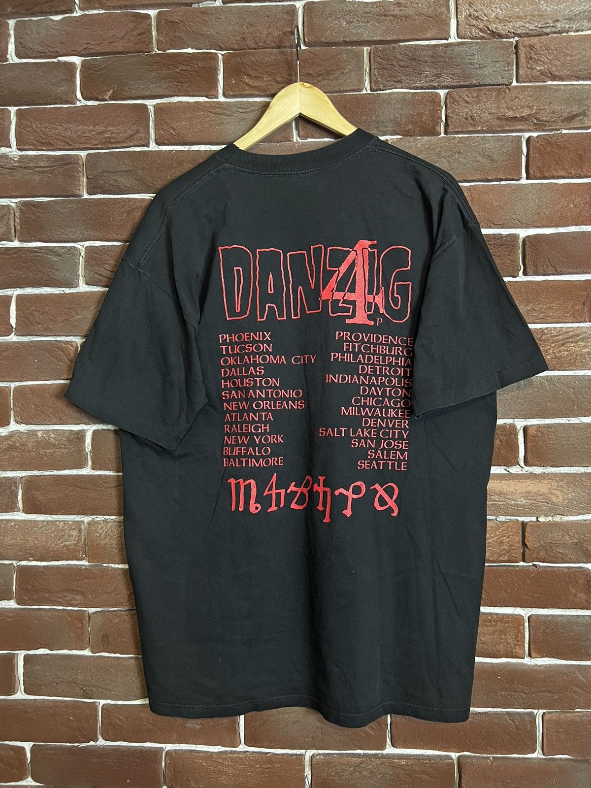 Band Tees Rare Vintage 90s Danzig Little Whip Horror Punk Band Tee Size US XL / EU 56 / 4 - 2 Thumbnail