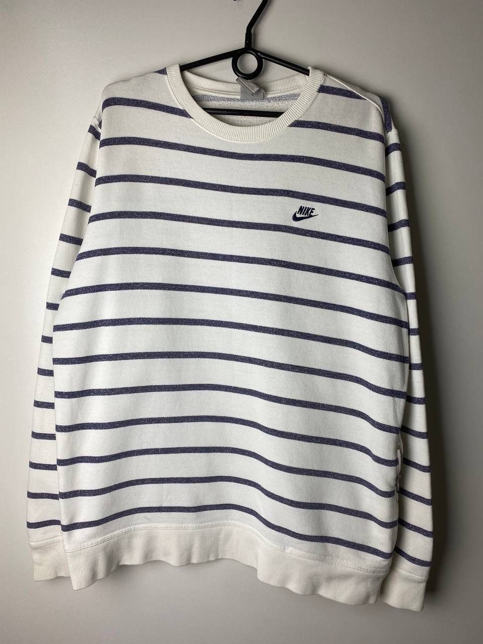 Vintage Nike sportswear sweatshirt size L Size US L / EU 52-54 / 3 - 1 Thumbnail