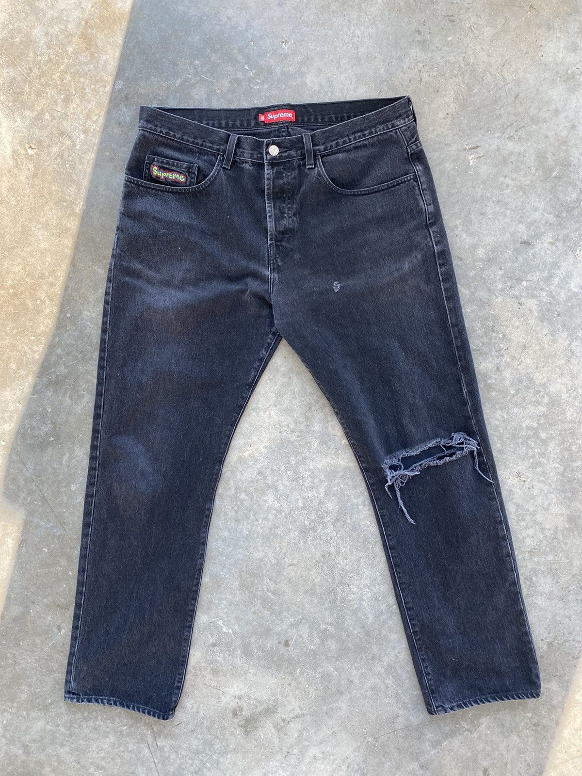 image of Supreme Gonz Denim Jeans Thrashed + Very Worn Sz. 36 Box in Black, Men's