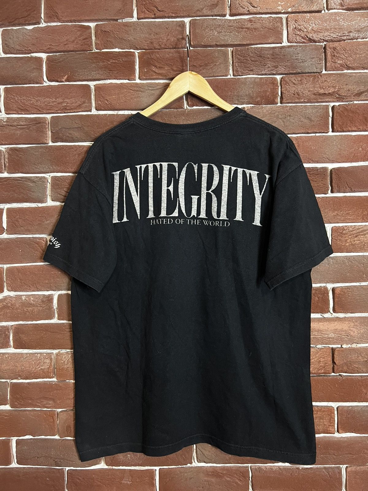 Band Tees Rare Vintage 00s Integrity Charles Manson US Hardcore L Size US L / EU 52-54 / 3 - 2 Thumbnail
