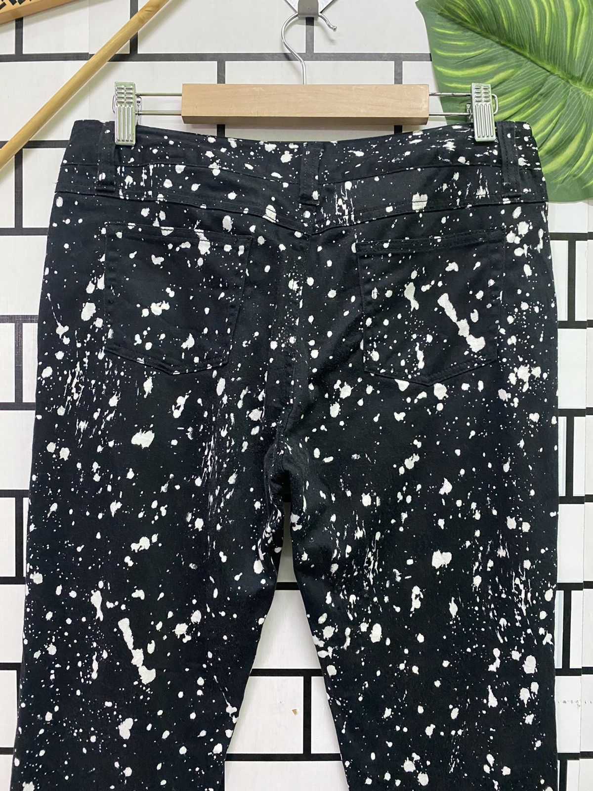 Designer × Japanese Brand Japan Made Black Acids Wash Nice Design Pants Size US 30 / EU 46 - 11 Thumbnail