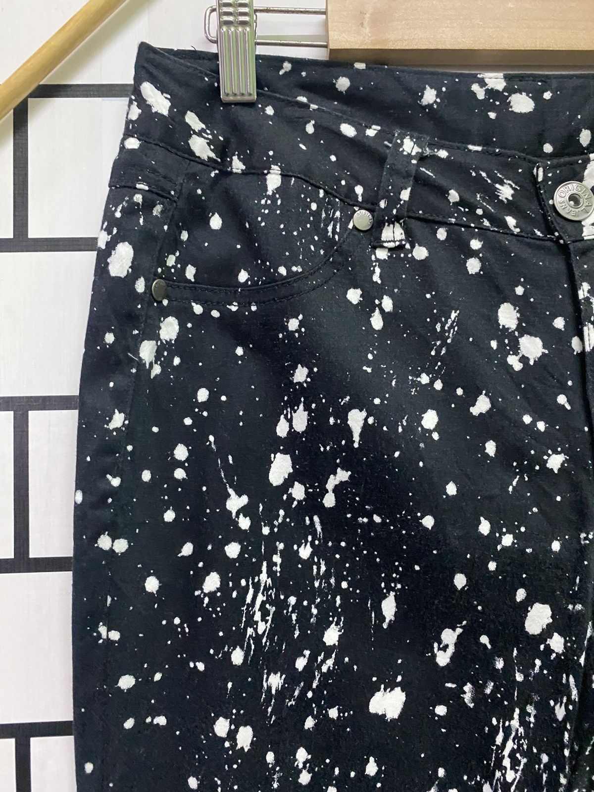 Designer × Japanese Brand Japan Made Black Acids Wash Nice Design Pants Size US 30 / EU 46 - 4 Thumbnail