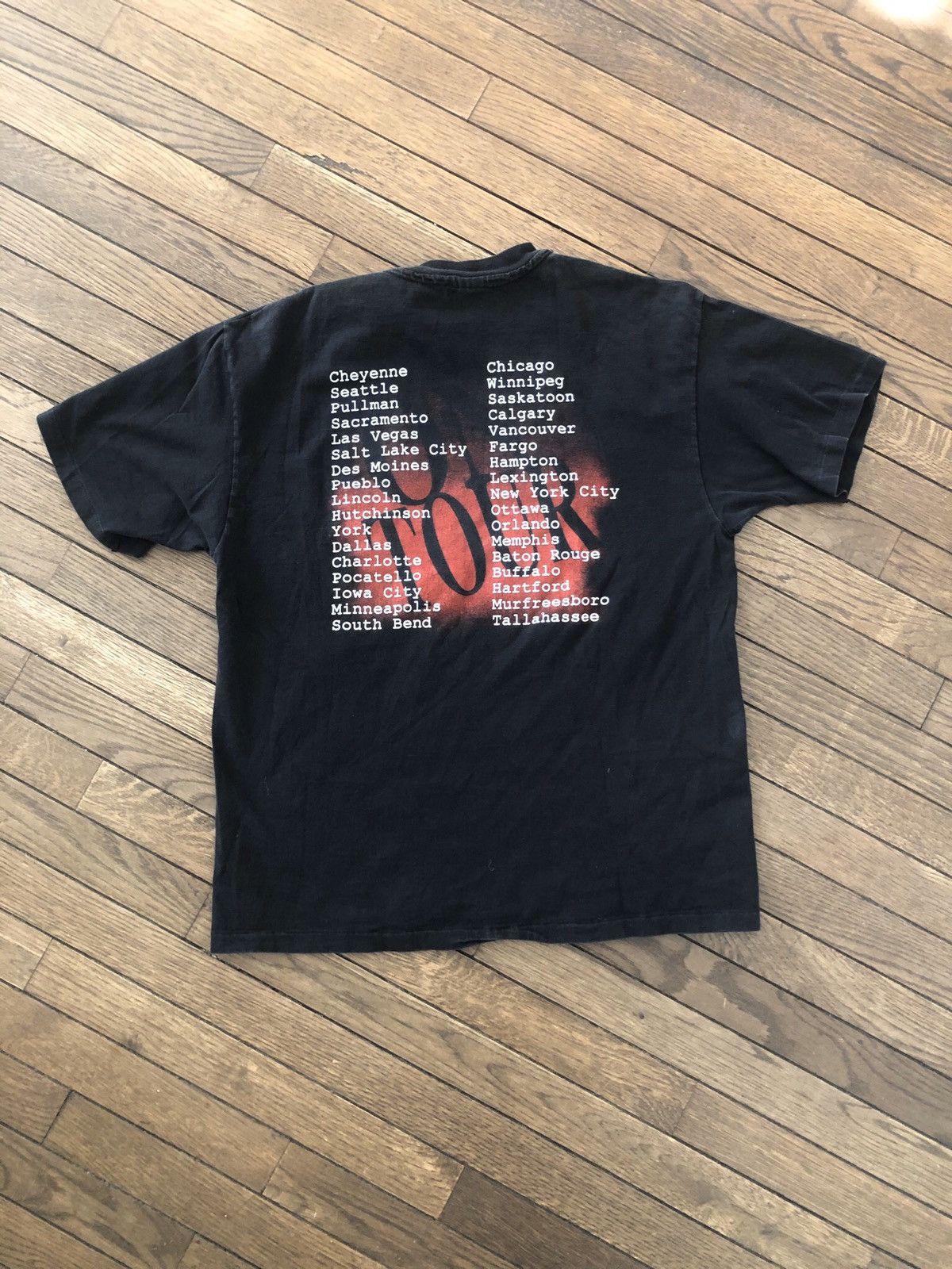 Vintage Vintage “GARTH” Garth Brooks Country Tee ❄️🥣💤🧊 Carti EMO OG Size US L / EU 52-54 / 3 - 4 Thumbnail