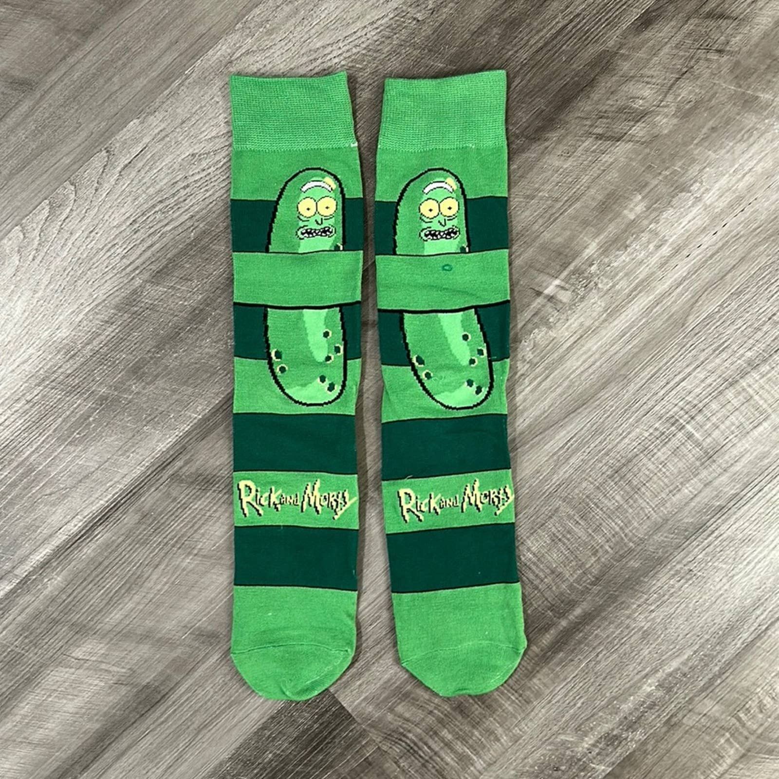 1 Rick and Morty Pickle Rick Ice Cream Socks