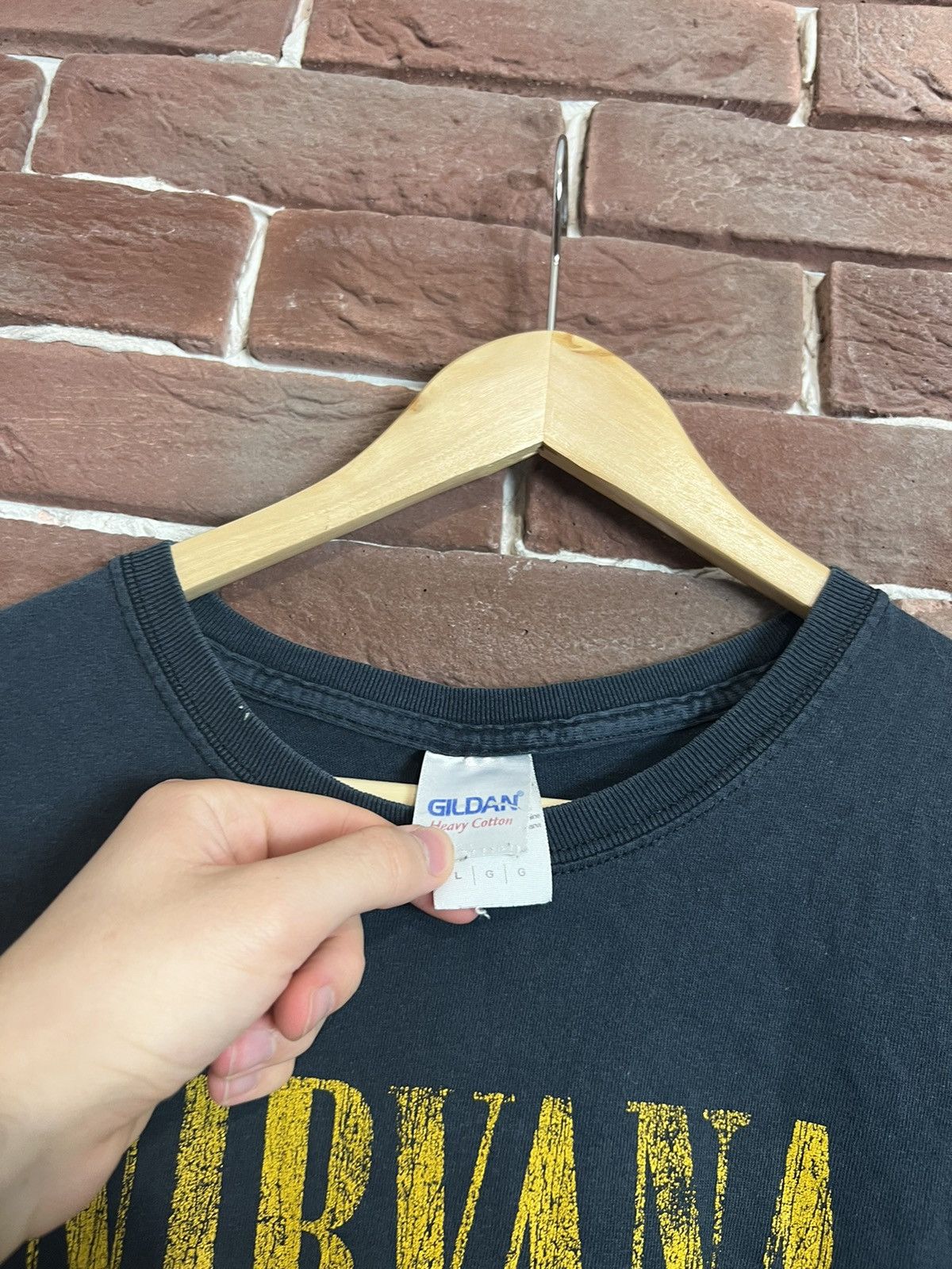 Band Tees Rare 00s Nirvana Smiley Kurt Cobain Grunge Band Tshirt Size US L / EU 52-54 / 3 - 6 Thumbnail