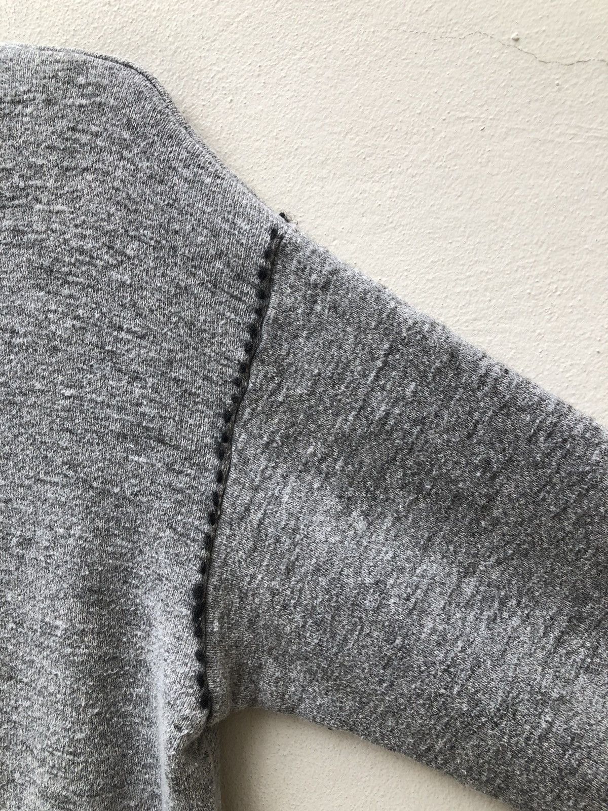 Vintage Vintage 90s Ozone Rocks Japan Printed Art Grey Sweatshirt Size US L / EU 52-54 / 3 - 15 Thumbnail