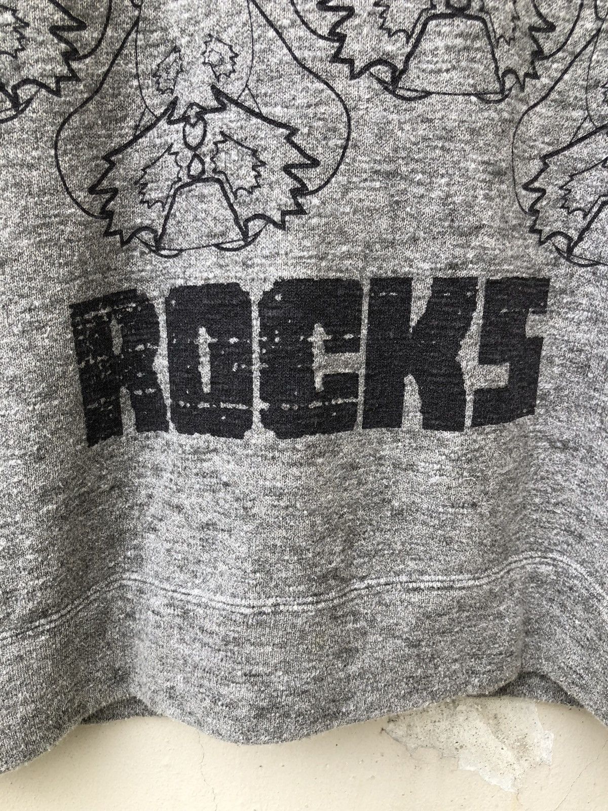 Vintage Vintage 90s Ozone Rocks Japan Printed Art Grey Sweatshirt Size US L / EU 52-54 / 3 - 5 Thumbnail