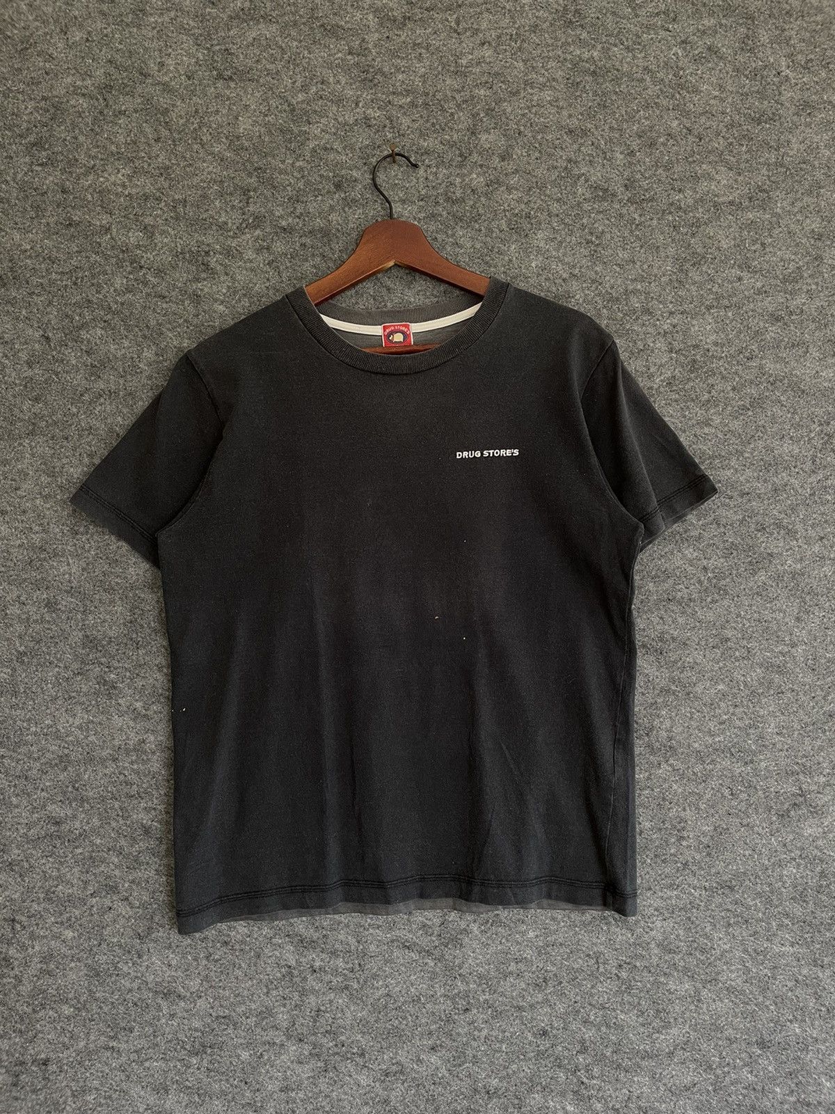 Japanese Brand DISSTRESSED DRUGSTORE TEE Size US M / EU 48-50 / 2 - 3 Thumbnail