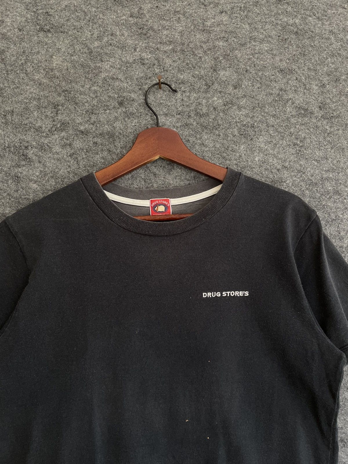 Japanese Brand DISSTRESSED DRUGSTORE TEE Size US M / EU 48-50 / 2 - 4 Thumbnail