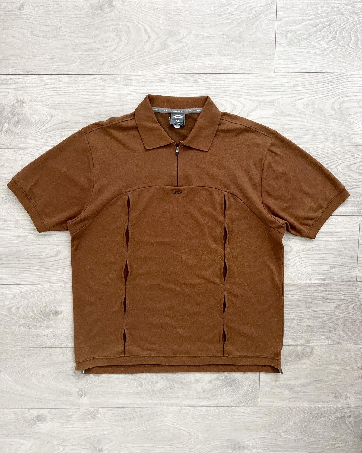 image of Oakley Early 2000S Technical 1/4 Zip Knit Polo in Brown, Men's (Size XL)