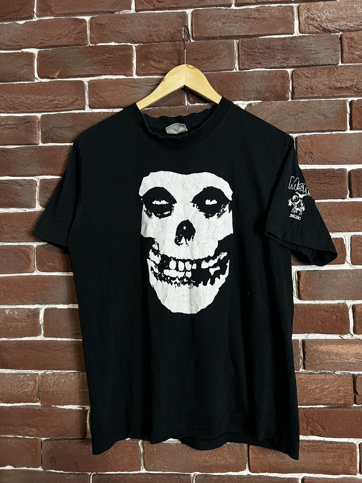 Band Tees Rare Vintage 90s Misfits Hardcore Punk Band Tshirt Size US S / EU 44-46 / 1 - 1 Thumbnail