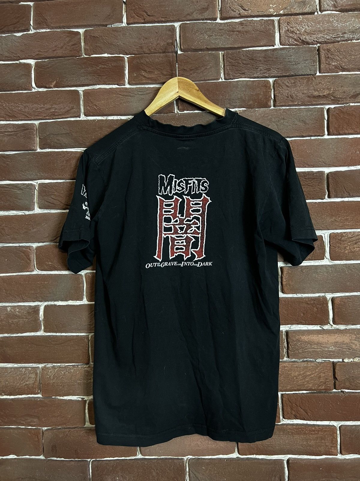 Band Tees Rare Vintage 90s Misfits Hardcore Punk Band Tshirt Size US S / EU 44-46 / 1 - 2 Thumbnail