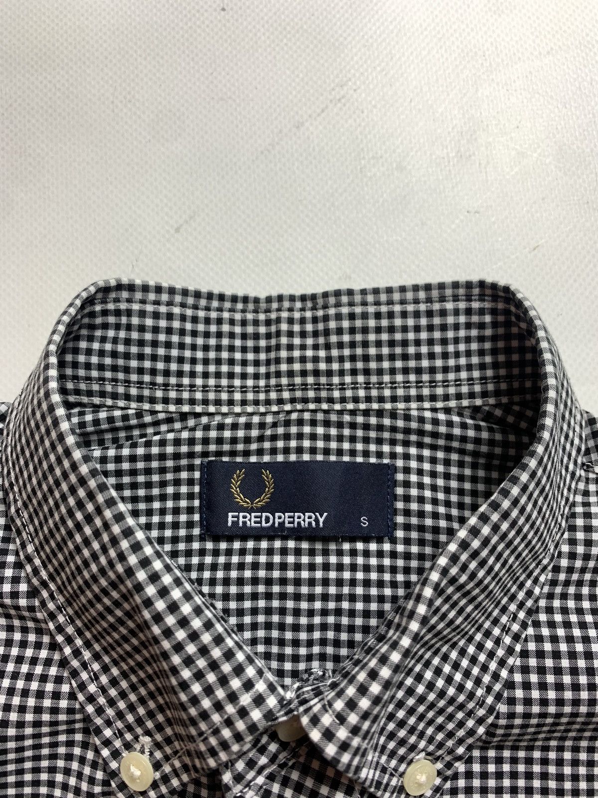 Fred Perry Fred Perry men’s checked long sleeve shirt size S Size US S / EU 44-46 / 1 - 7 Thumbnail