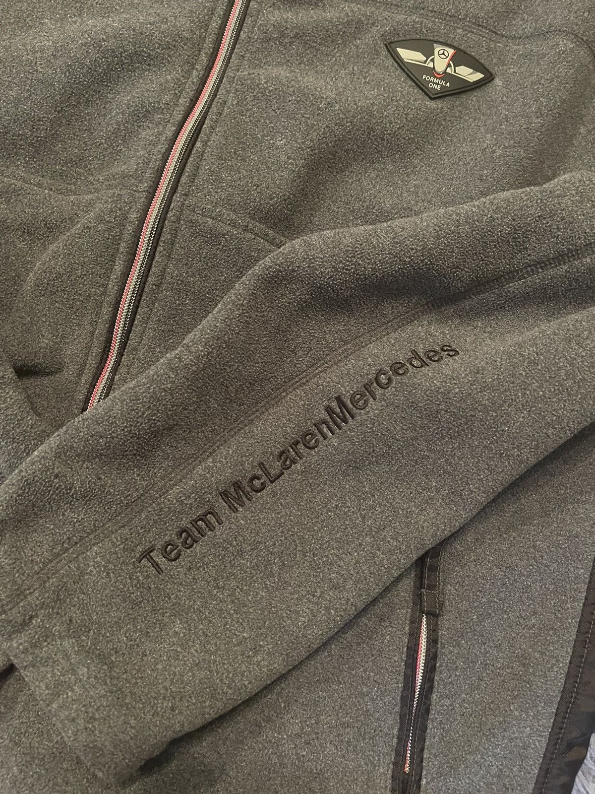 Formula 1 × Mercedes-Benz Mercedes Benz McLaren official Formula1 racing fleece jacket Size US XXL / EU 58 / 5 - 3 Thumbnail