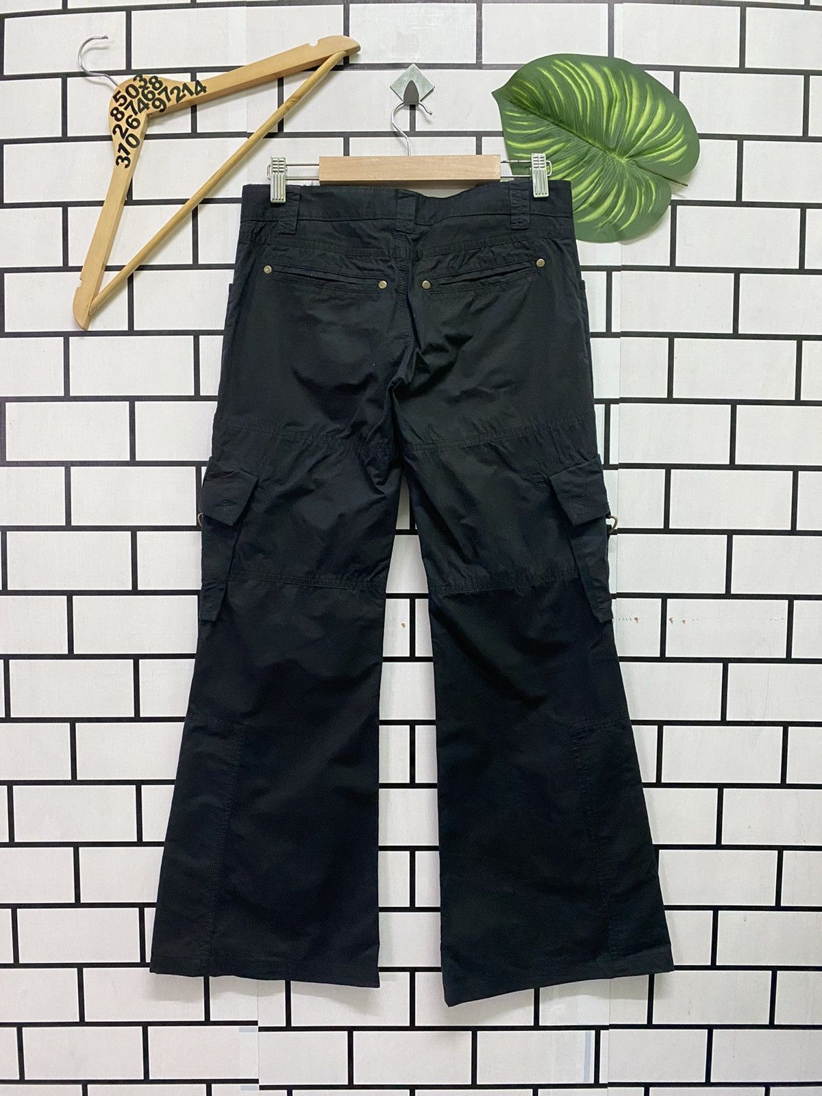 Designer × Japanese Brand Cargo Multipocket Japan MATERIAL GIRL Bootcut Flare Pant Size US 29 - 2 Thumbnail