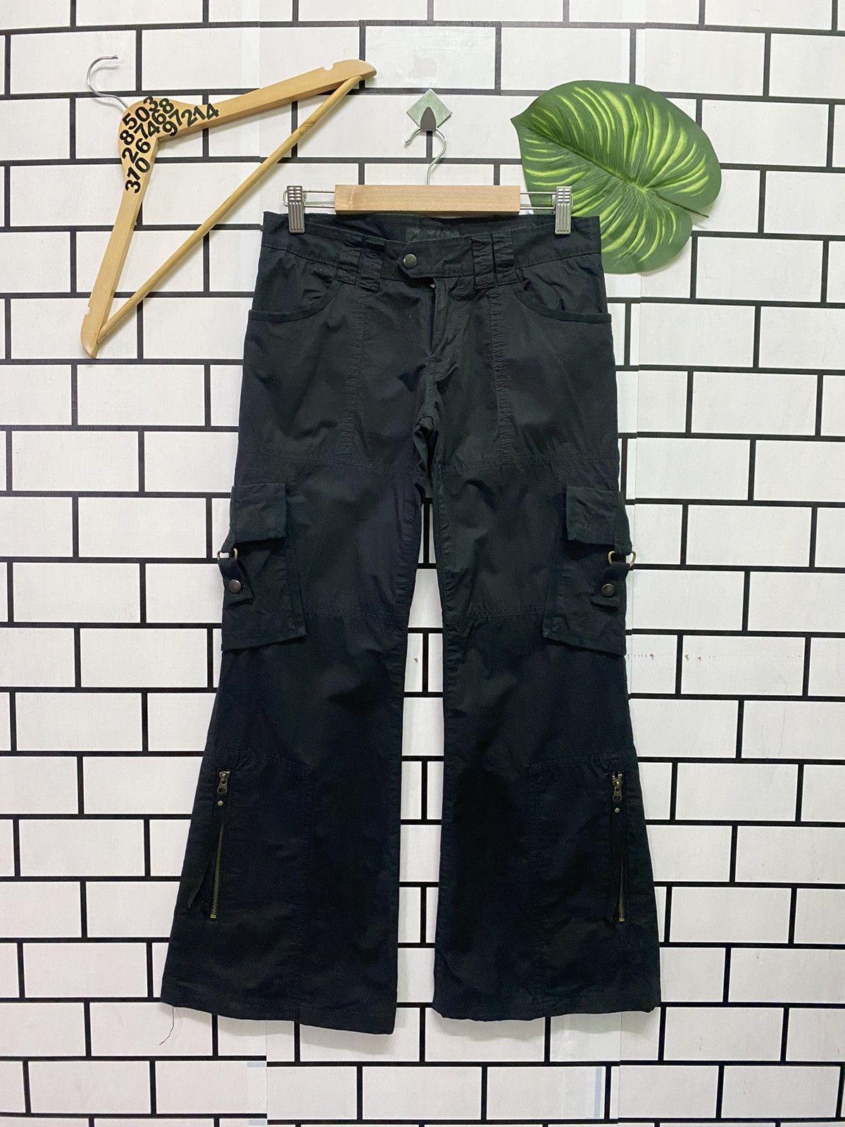 Designer × Japanese Brand Cargo Multipocket Japan MATERIAL GIRL Bootcut Flare Pant Size US 29 - 1 Thumbnail