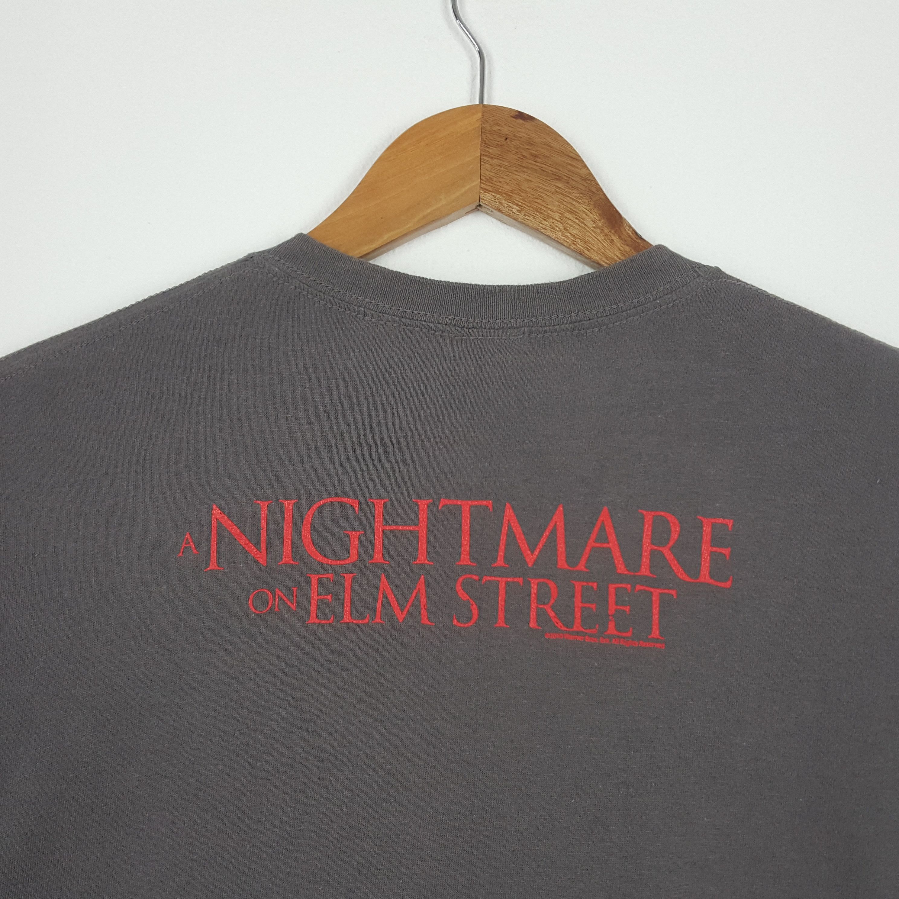 Expert Horror × Vintage Vintage A Nightmare On Elm Street Horror Movie T-Shirt Size US M / EU 48-50 / 2 - 4 Thumbnail