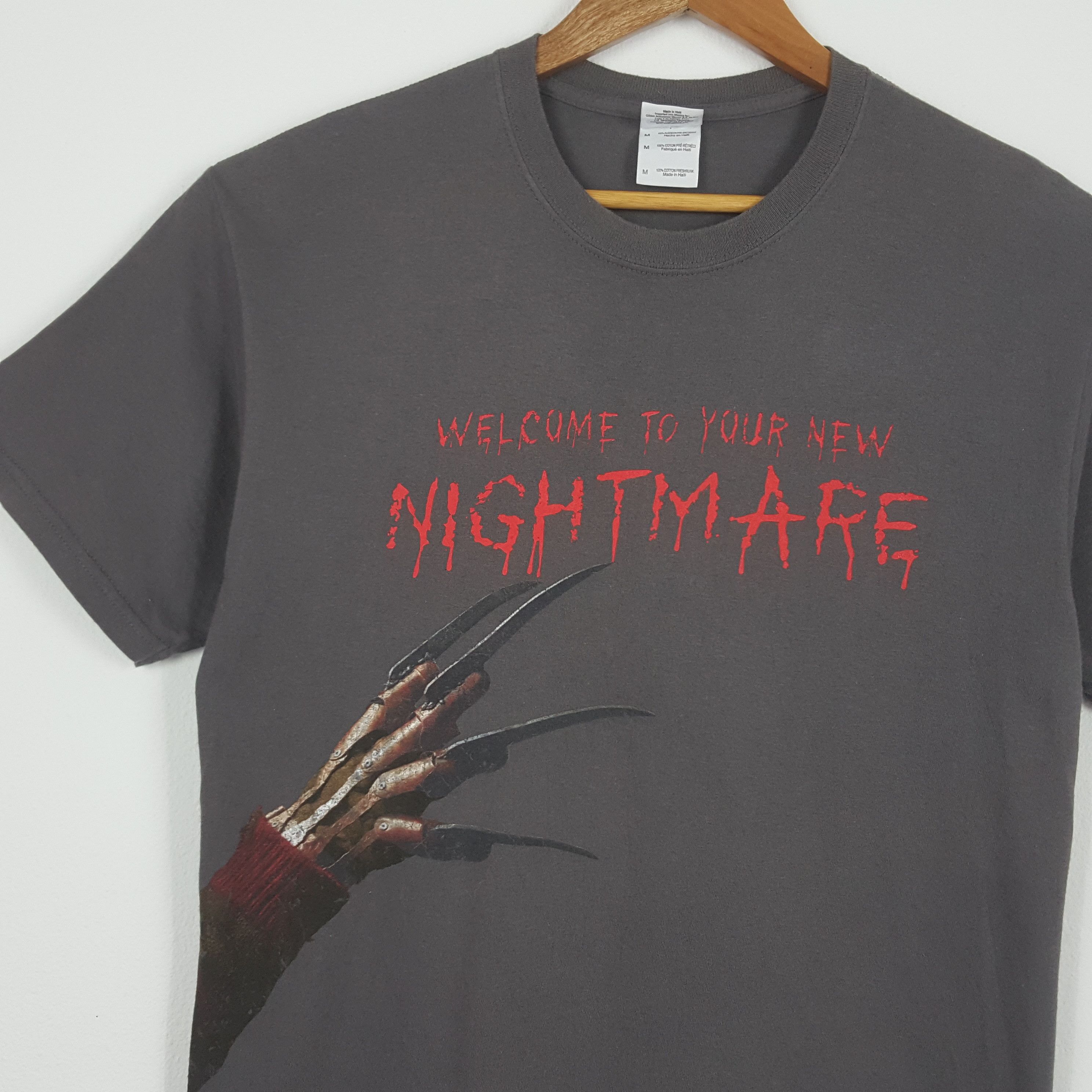 Expert Horror × Vintage Vintage A Nightmare On Elm Street Horror Movie T-Shirt Size US M / EU 48-50 / 2 - 3 Thumbnail
