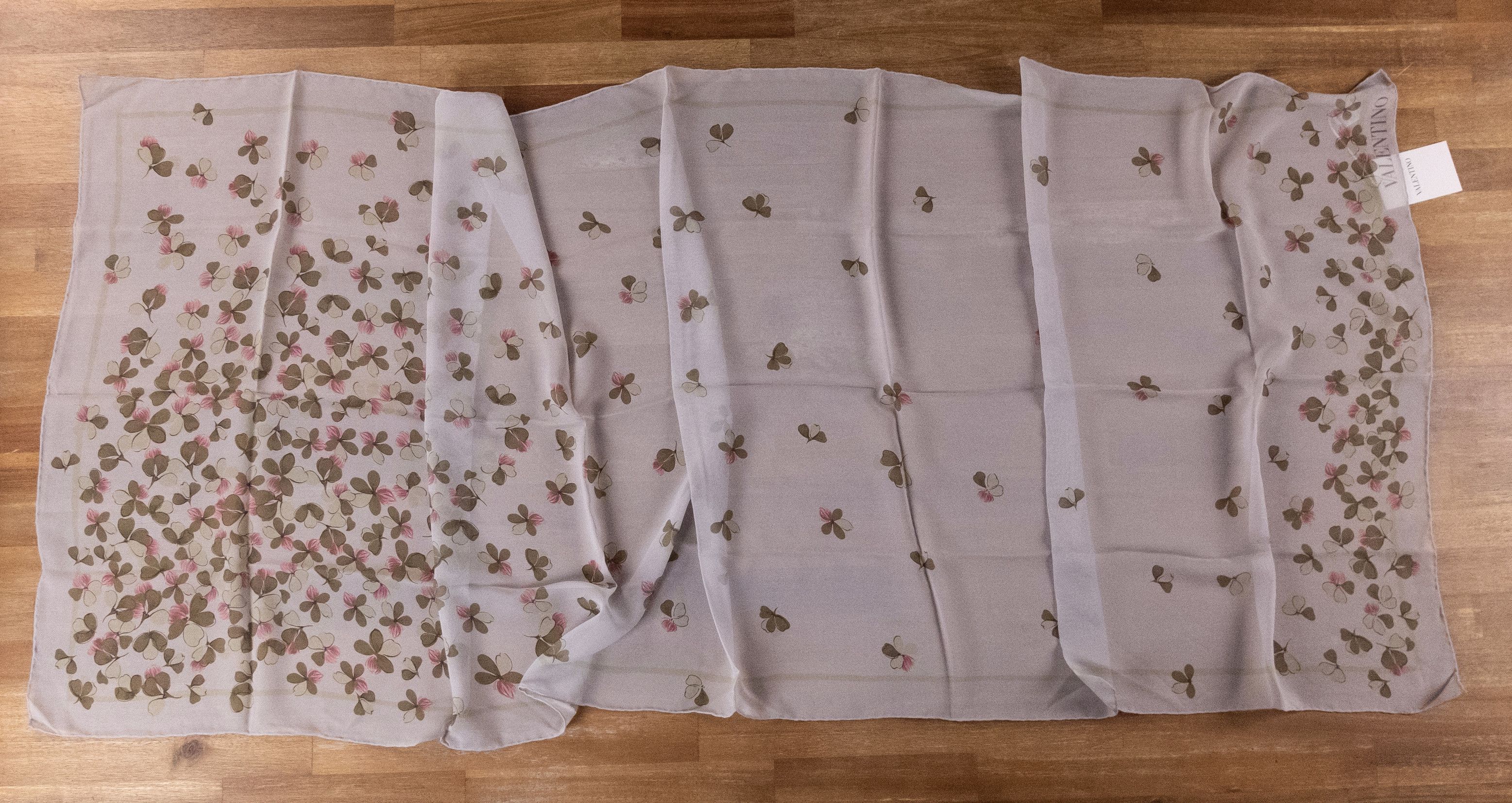 Valentino VALENTINO light gray floral sheer silk rectangle stole scarf Size ONE SIZE - 2 Thumbnail