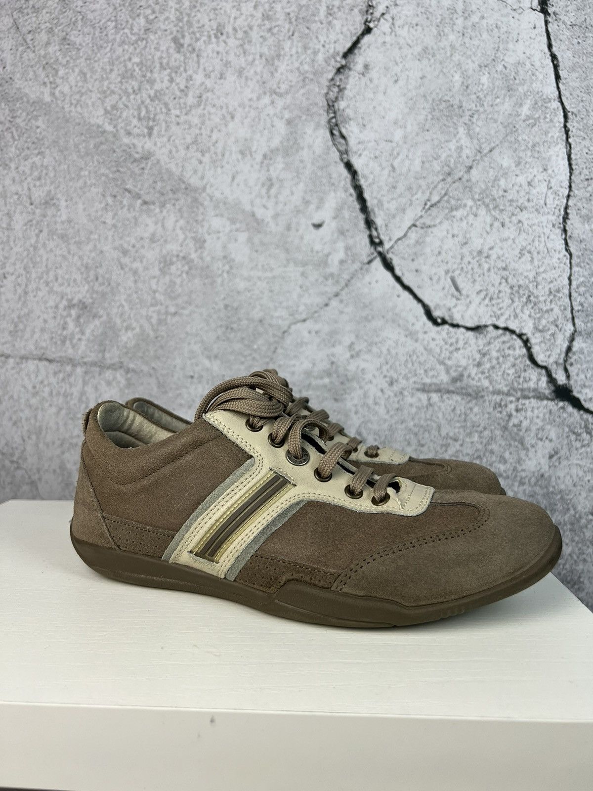 Bata Bata low sneakers like margiela replica Size US 7 / EU 40 - 4 Thumbnail