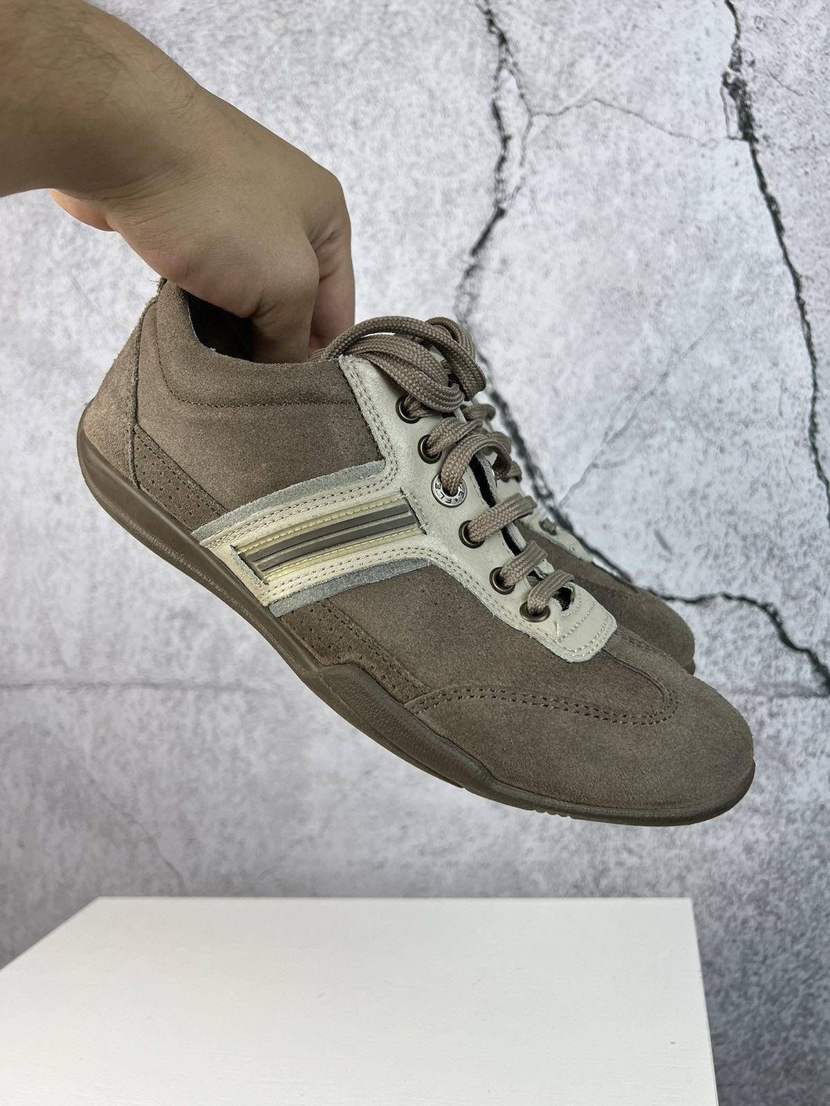 Bata Bata low sneakers like margiela replica Size US 7 / EU 40 - 1 Thumbnail