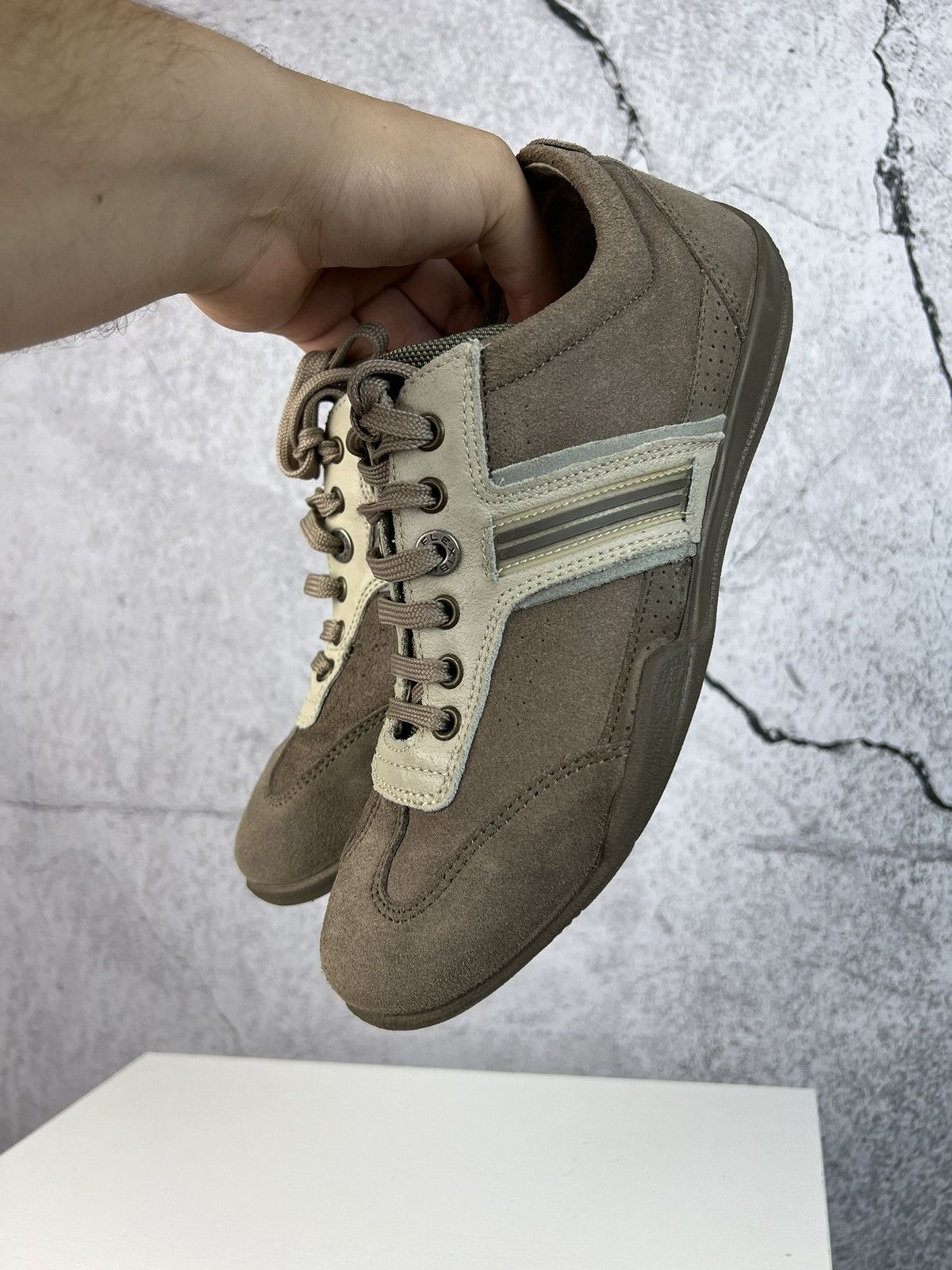 Bata Bata low sneakers like margiela replica Size US 7 / EU 40 - 7 Thumbnail