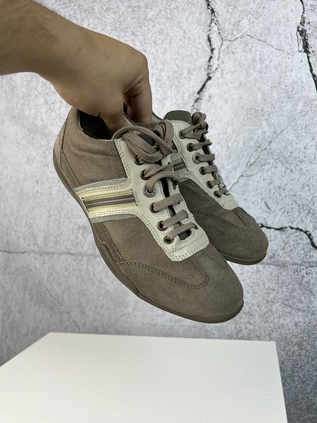 Bata Bata low sneakers like margiela replica Size US 7 / EU 40 - 2 Thumbnail