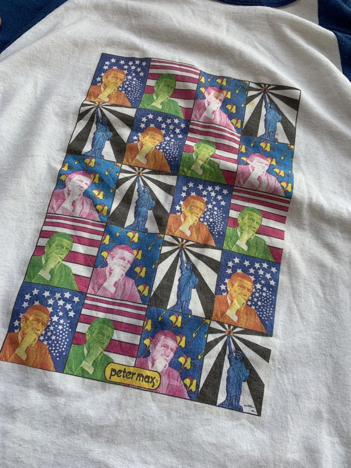 Vintage Vintage 90s Peter Max Art Distressed Art Tshirt Raglan Size US M / EU 48-50 / 2 - 3 Thumbnail
