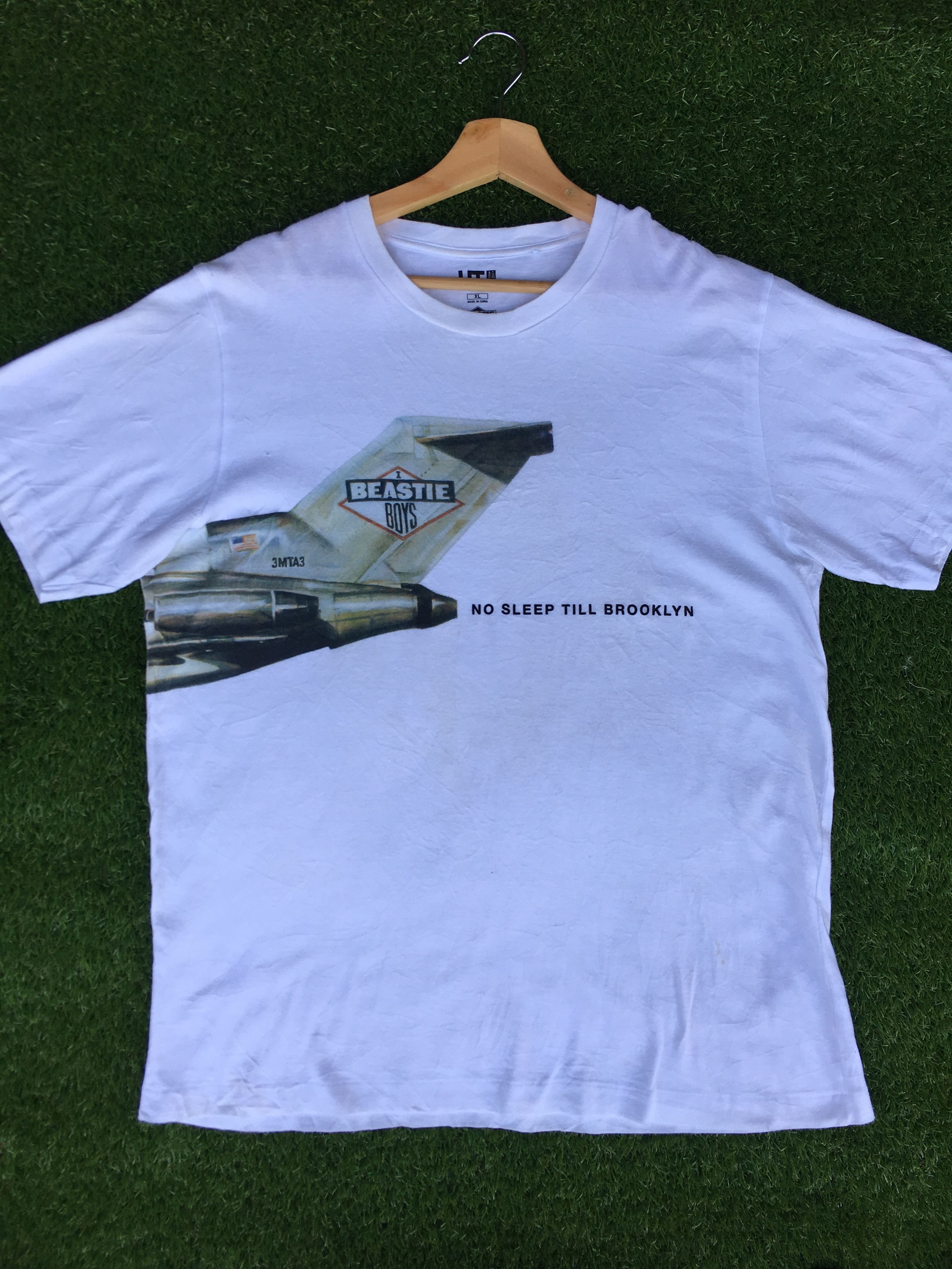 Band Tees Uniqlo Beastie Boys No Sleep Till Brooklyn Concert Tour Tee Size US XL / EU 56 / 4 - 1 Thumbnail
