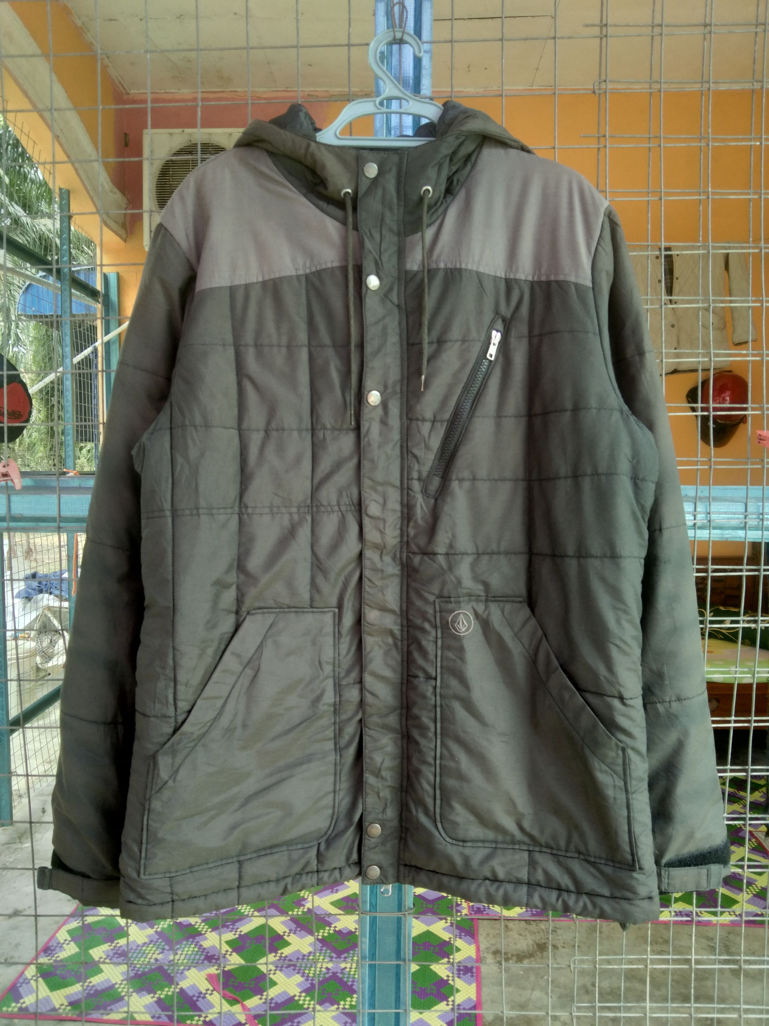 Volcom VINTAGE VOLCOM MEN'S JACKET WITH HOOD Size US L / EU 52-54 / 3 - 3 Thumbnail