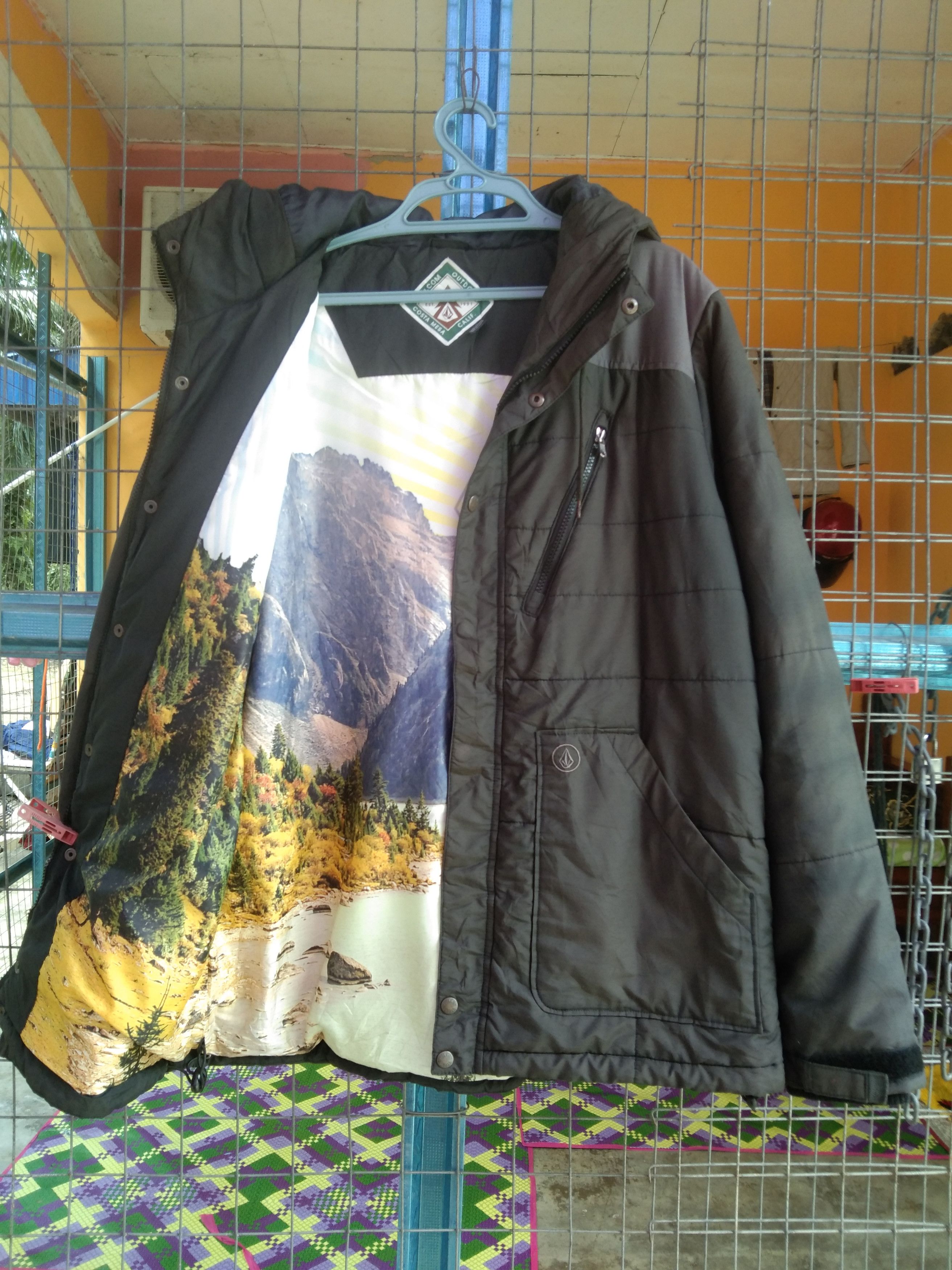Volcom VINTAGE VOLCOM MEN'S JACKET WITH HOOD Size US L / EU 52-54 / 3 - 1 Thumbnail
