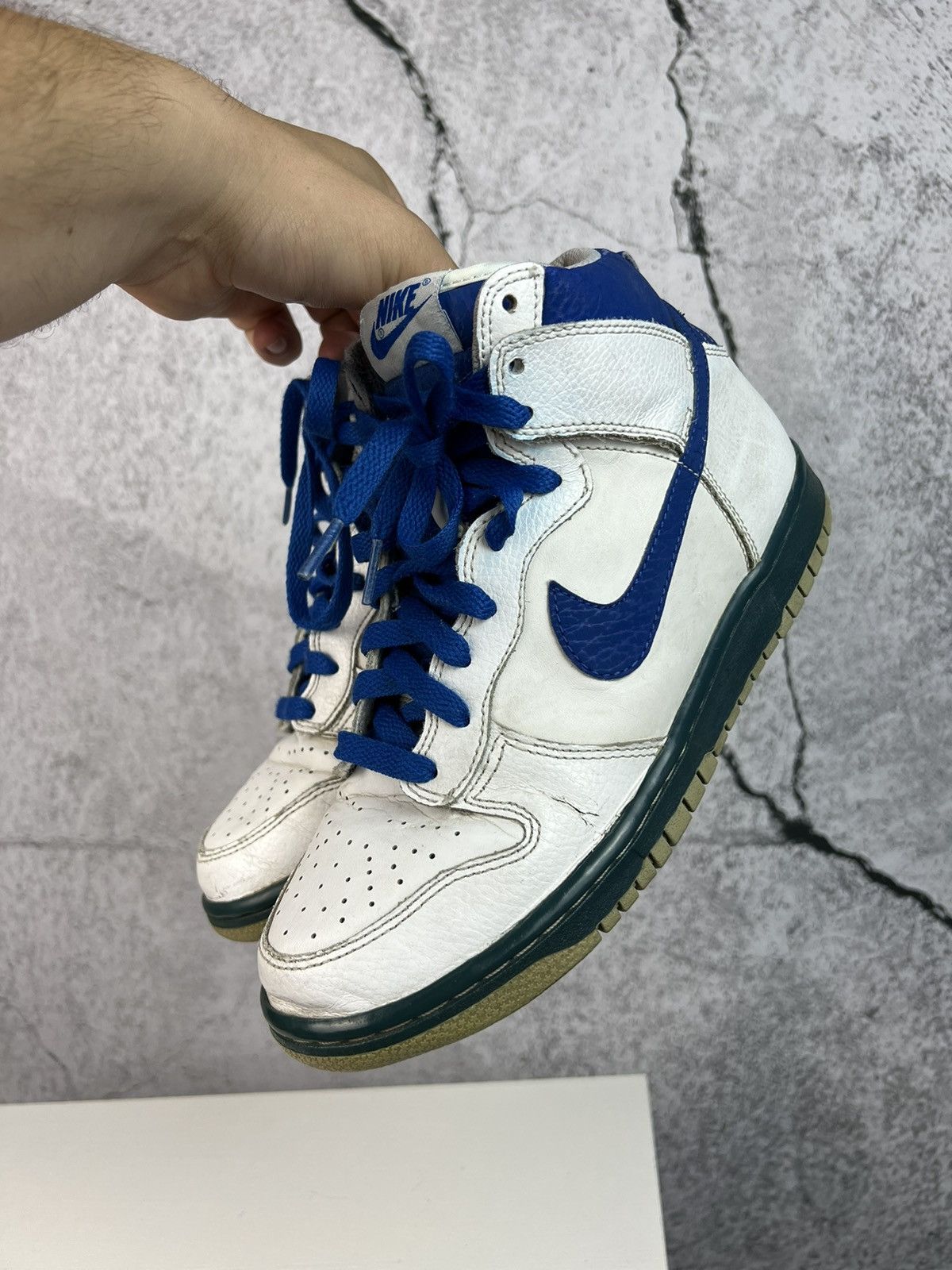 image of 2010 Nike Dunk High University Pack Unc Shoes in Blue/White, Men's (Size 7)