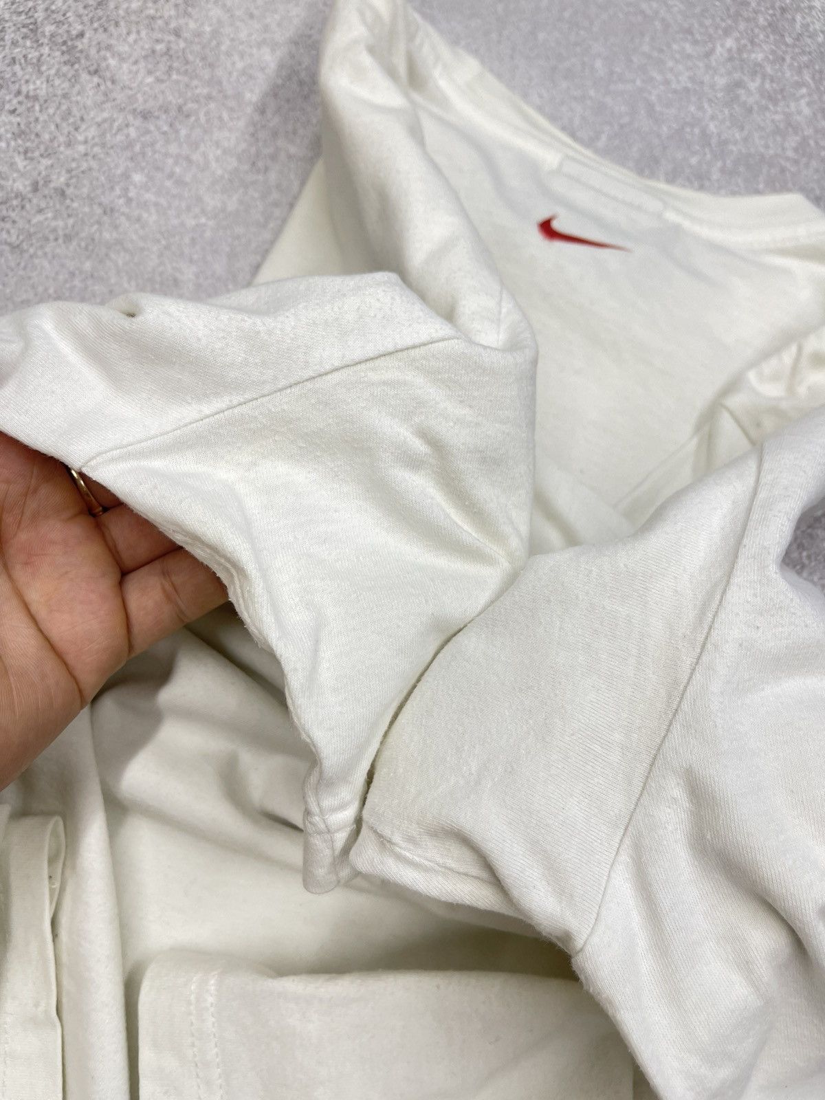 Nike Vintage Nike Skateboard White T Shirt Centr Logo Swoosh Y2K Size US L / EU 52-54 / 3 - 6 Thumbnail