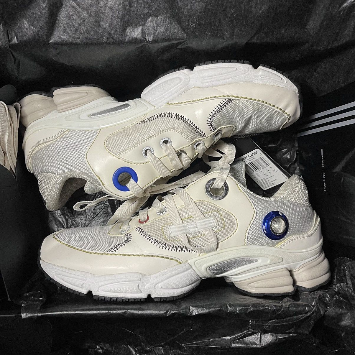 Adidas × Raf Simons Raf Simons Ozweego Robot Size US 8.5 / EU 41-42 - 9 Thumbnail