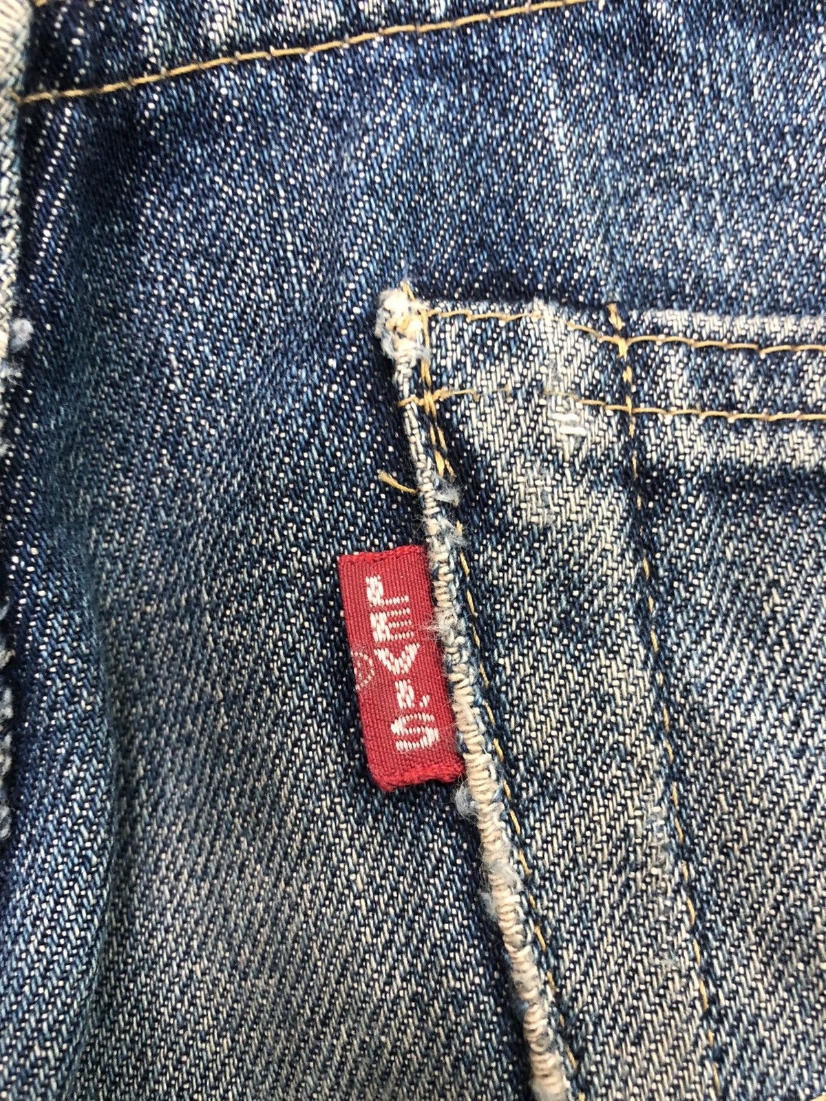 Levi's × Levi's Vintage Clothing Very Distressed LEVIS 503 Selvedge denim 5 button Size US 32 / EU 48 - 16 Thumbnail