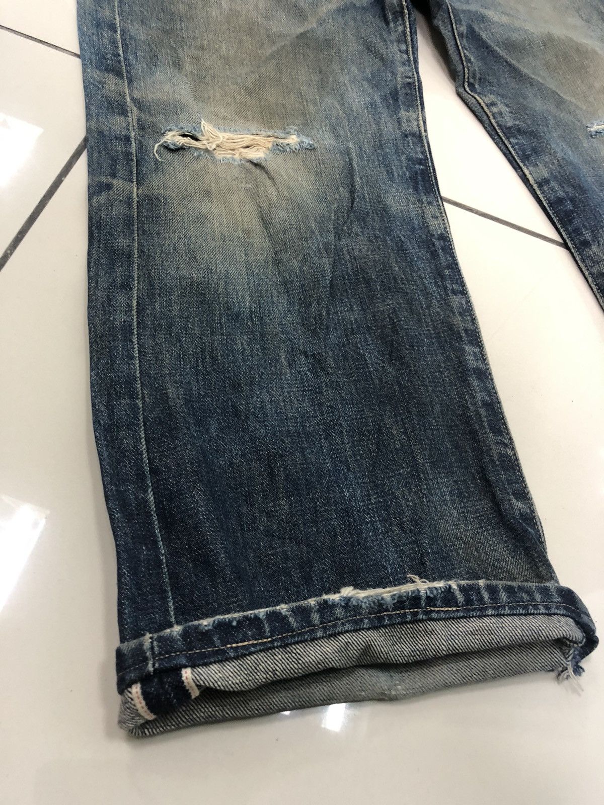 Levi's × Levi's Vintage Clothing Very Distressed LEVIS 503 Selvedge denim 5 button Size US 32 / EU 48 - 12 Thumbnail