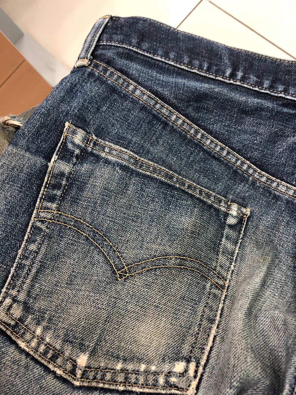 Levi's × Levi's Vintage Clothing Very Distressed LEVIS 503 Selvedge denim 5 button Size US 32 / EU 48 - 18 Thumbnail