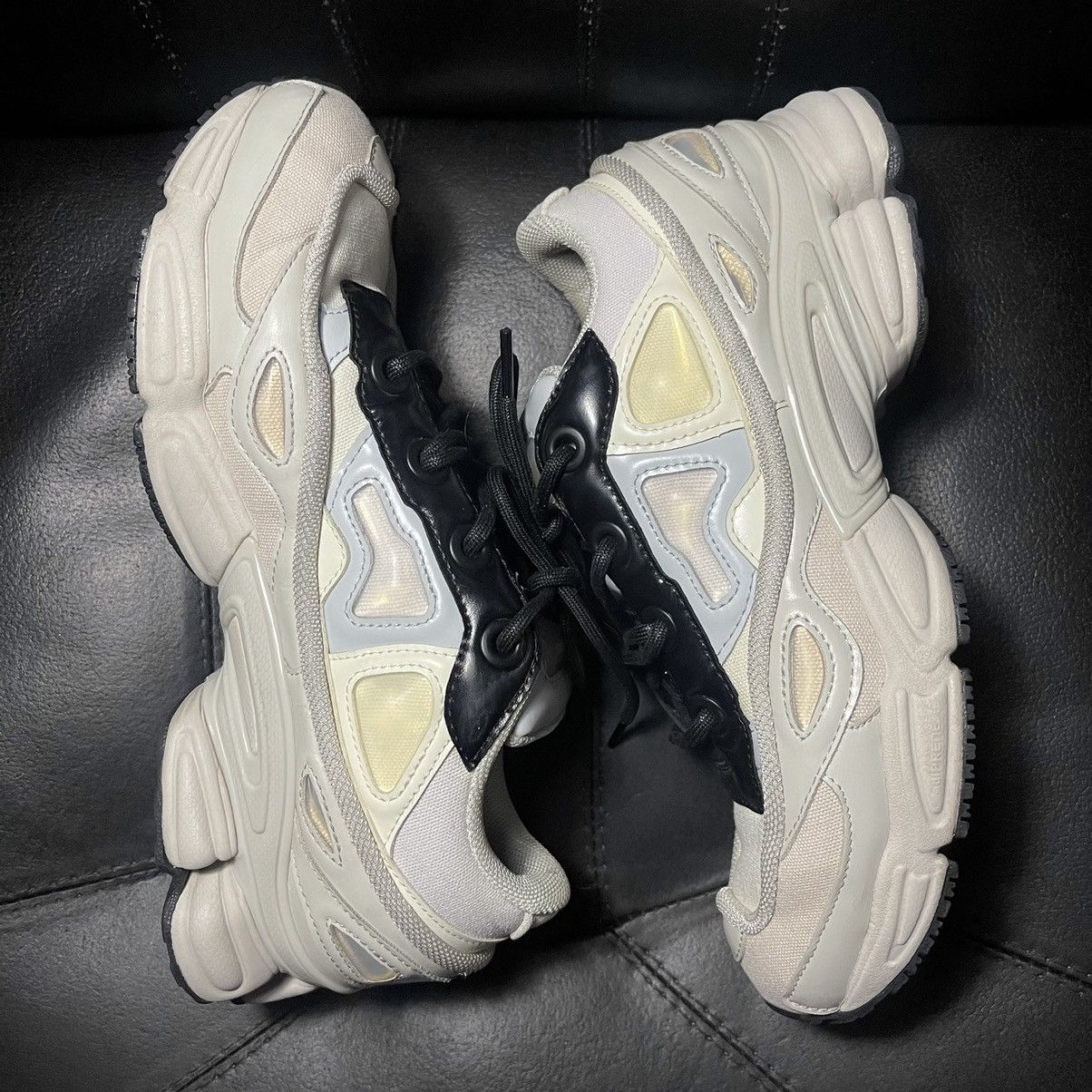 Adidas × Raf Simons Adidas Raf Simons ozweego cream white Size US 8.5 / EU 41-42 - 5 Thumbnail