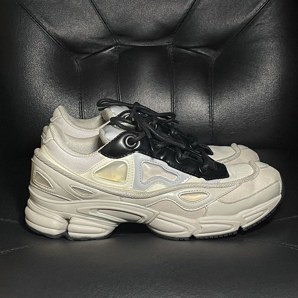 Adidas × Raf Simons Adidas Raf Simons ozweego cream white Size US 8.5 / EU 41-42 - 1 Thumbnail